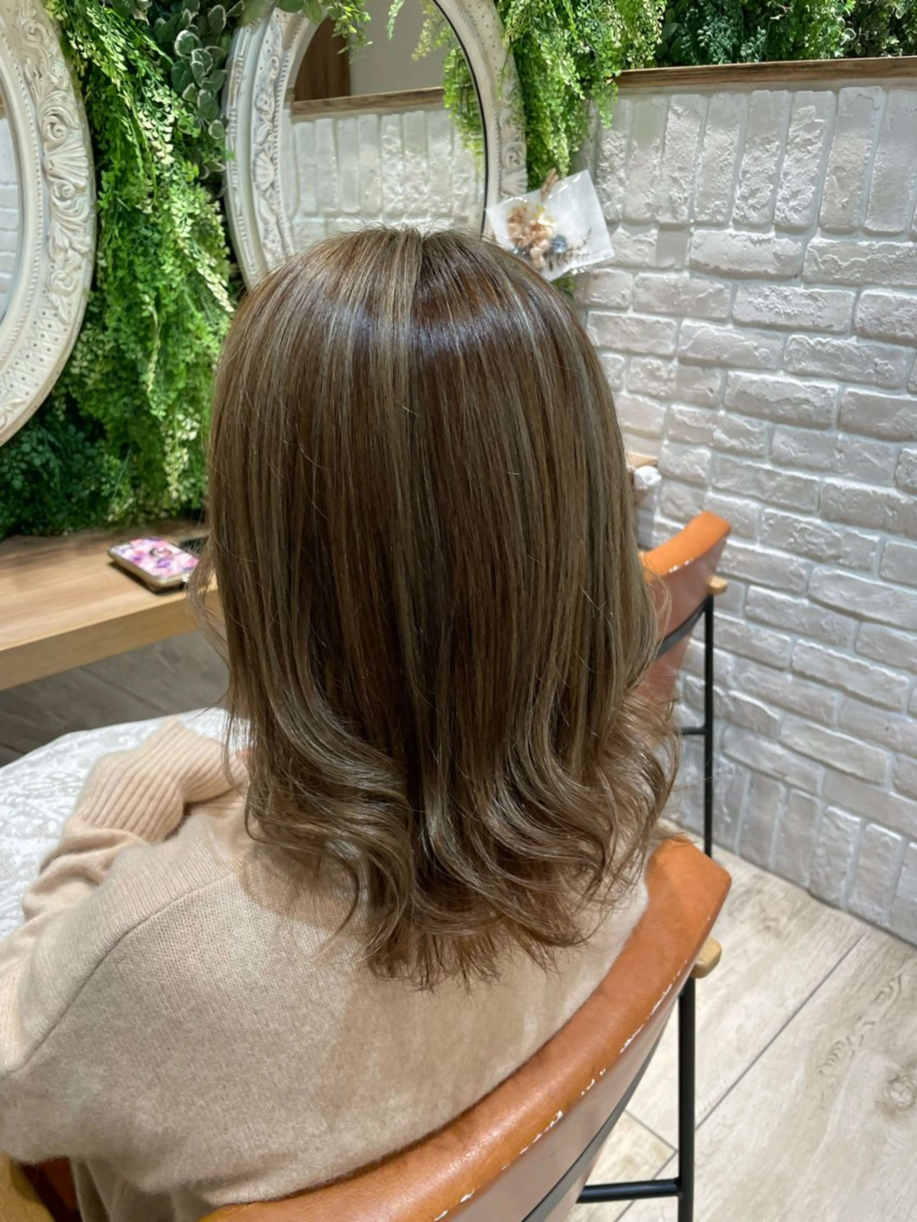 ミディアム カラー ブリーチ超特化美容師 ☯️ルカ✡️💫のヘアスタイル