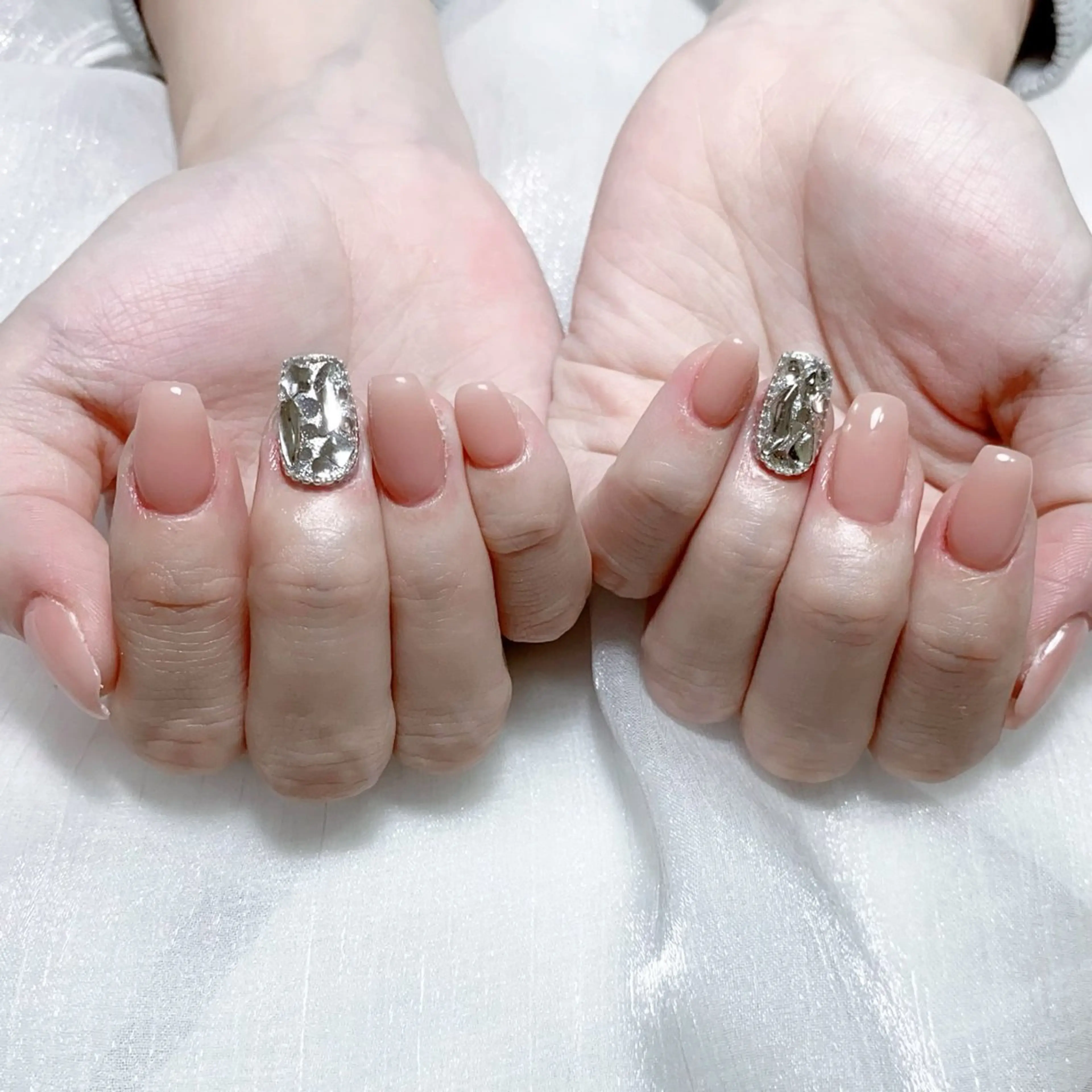 メンズ ネイル メンズ韓国風 アートネイル オーロラネイル ガーリー キラキラネイル ハンドネイル Nail salon 木にいるのネイルデザイン