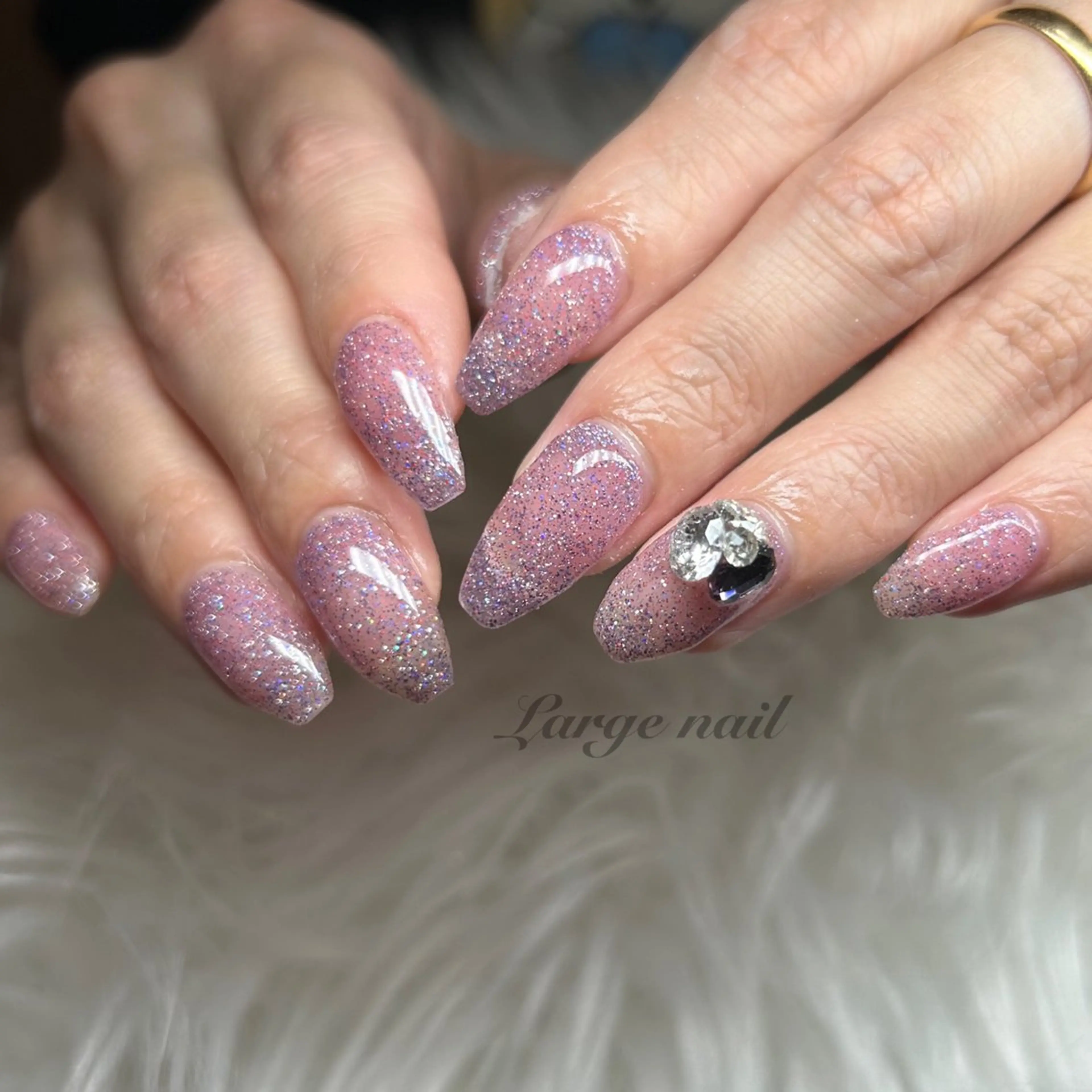 ショート ハンドネイル Large Nailのネイルデザイン