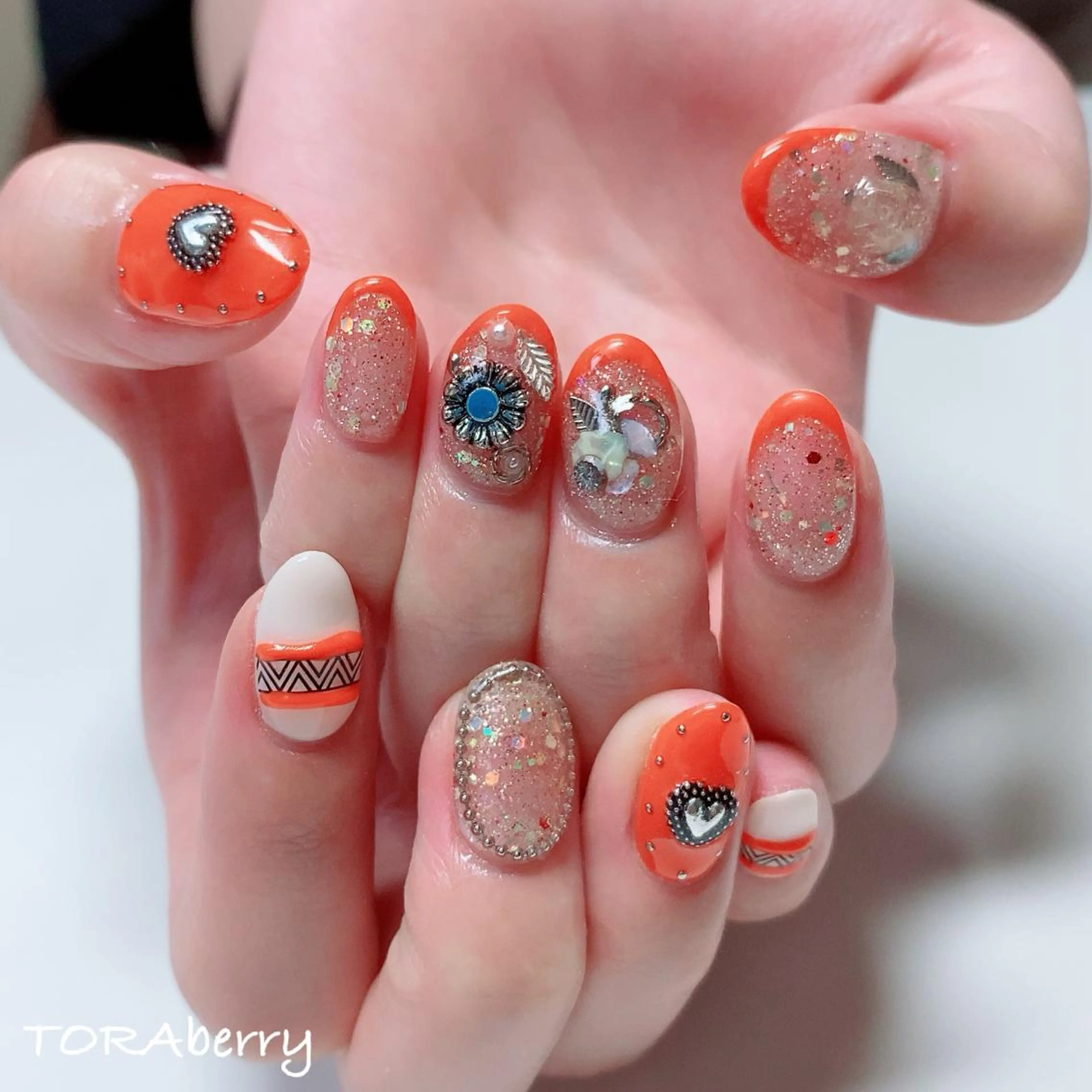 ネイル ハンドネイル ネイリスト なつみのネイルデザイン