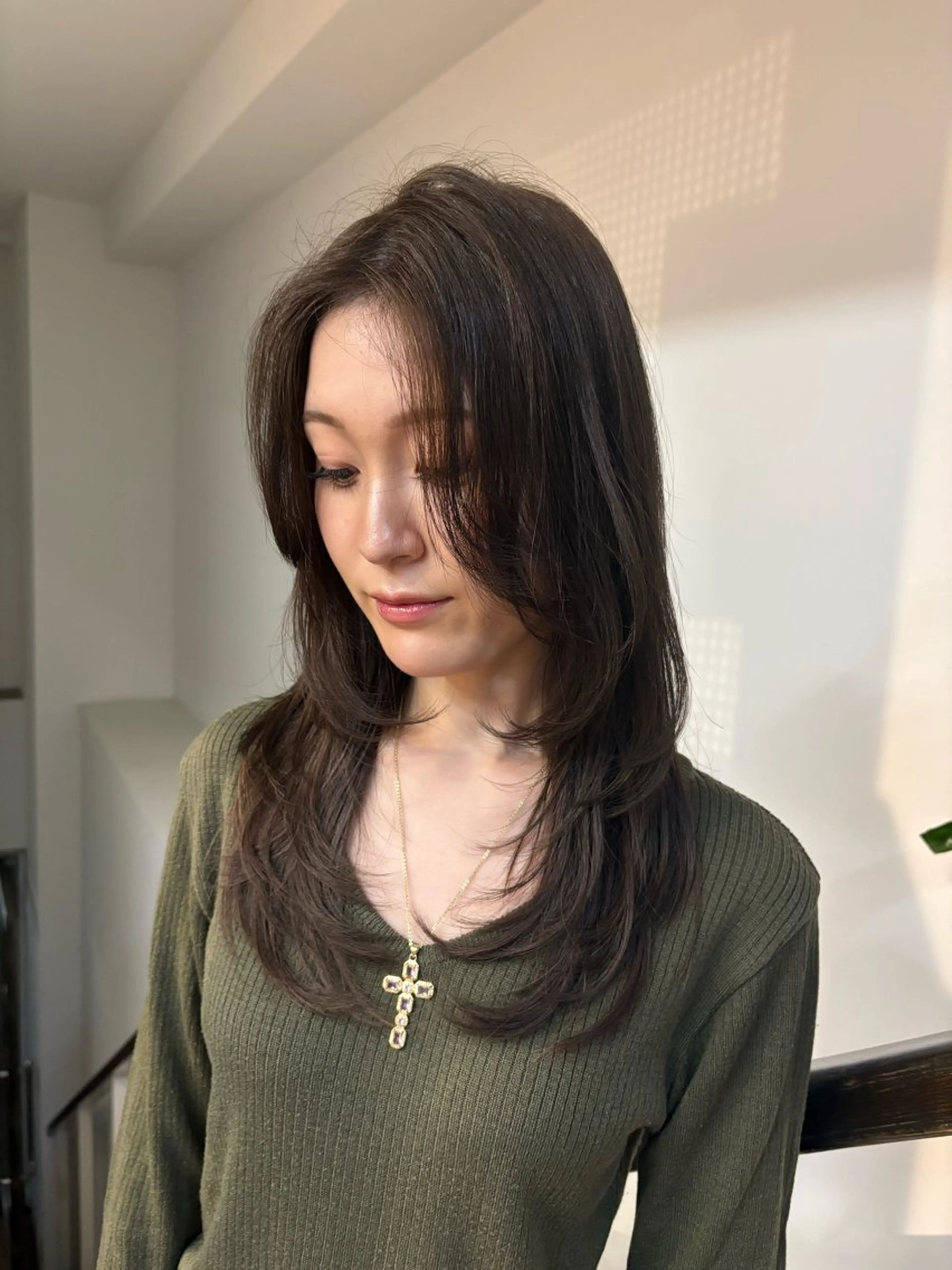 セミロング ⭐︎カットモデル 無料⭐︎カレンのヘアスタイル