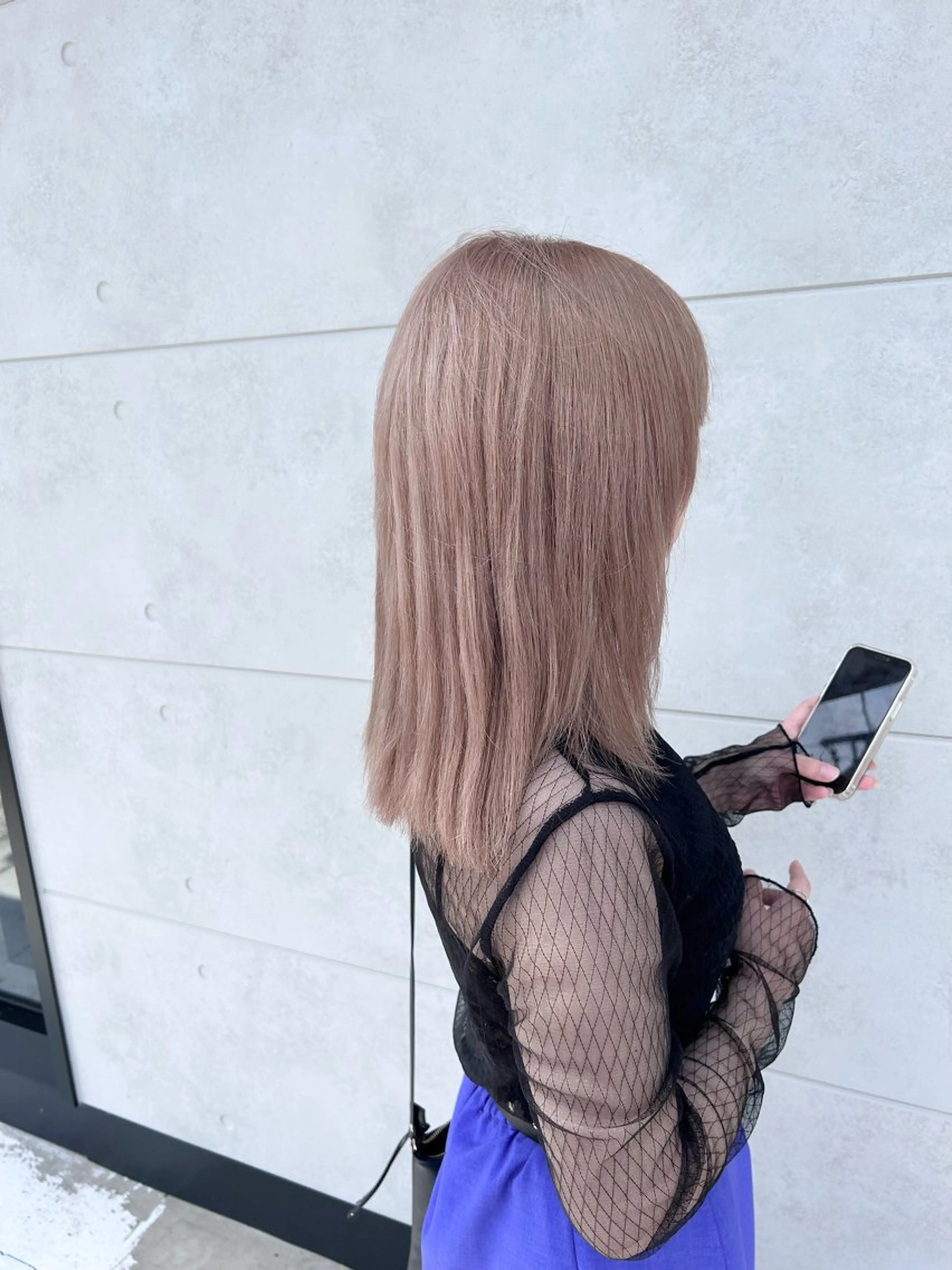 セミロング カラー 井手 孔介のヘアスタイル