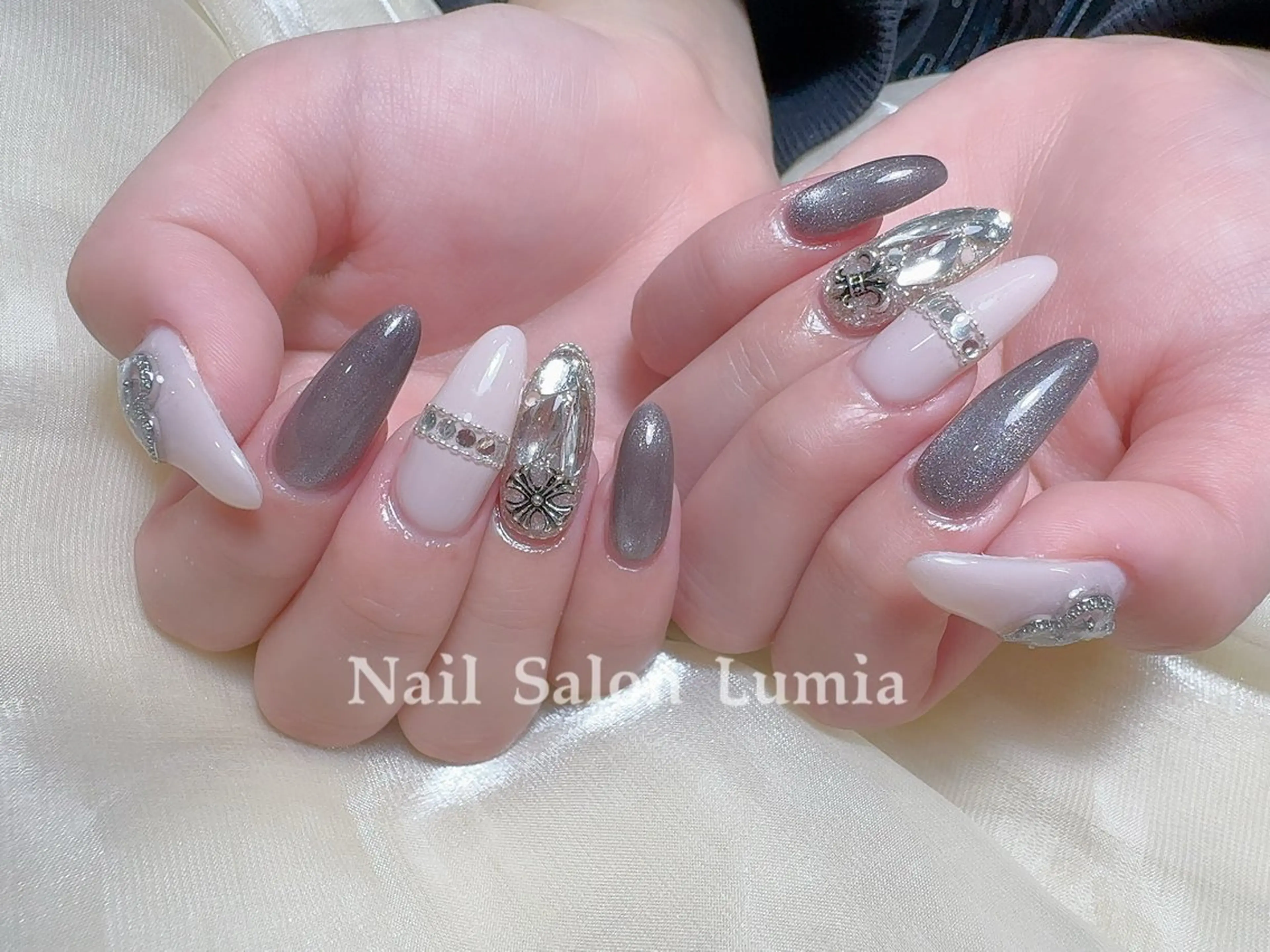 ネイル ハンドネイル ネイルサロン ルミア Lumia 店長のネイルデザイン