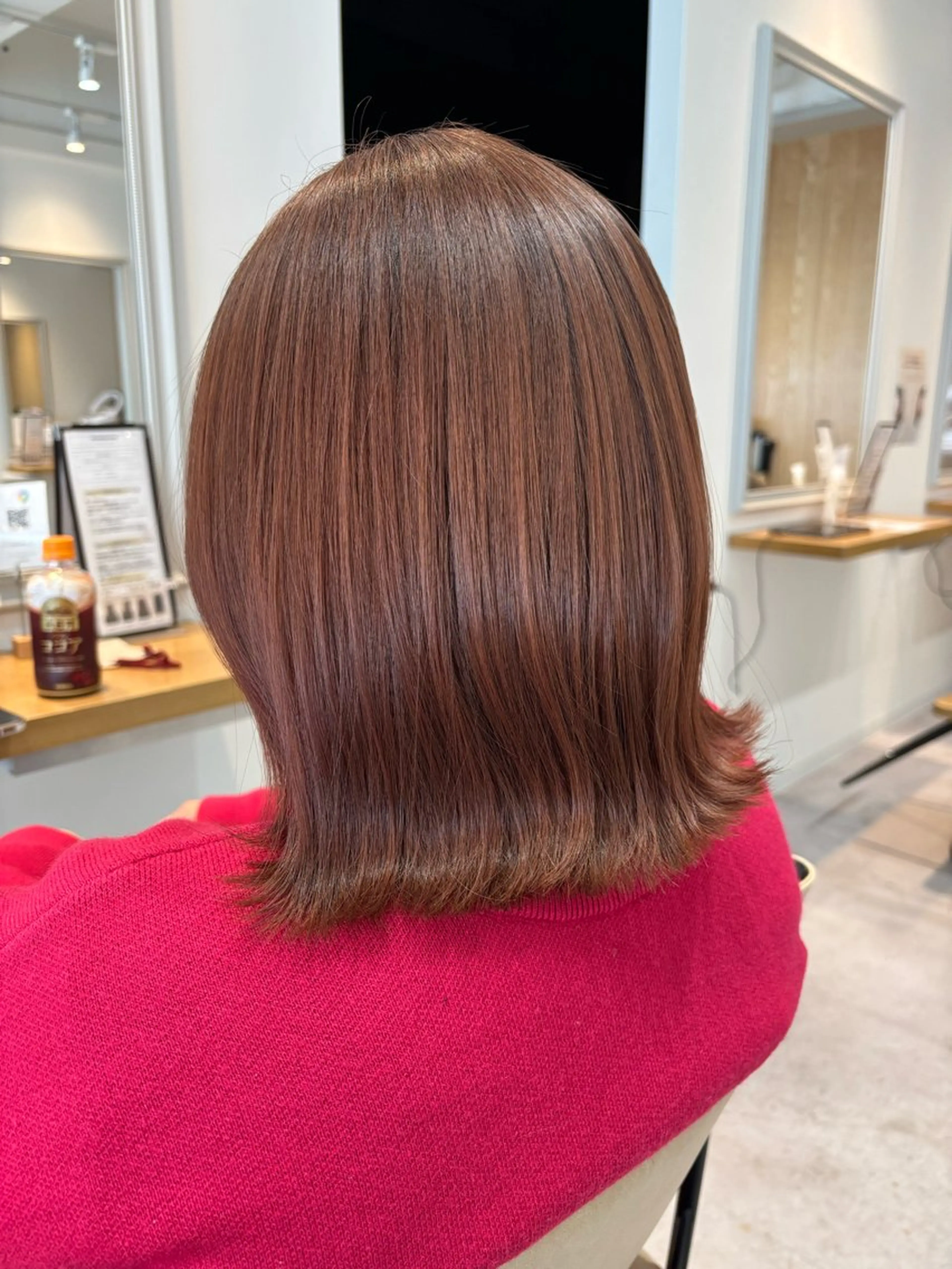 ミディアム 鈴木 りやのヘアスタイル