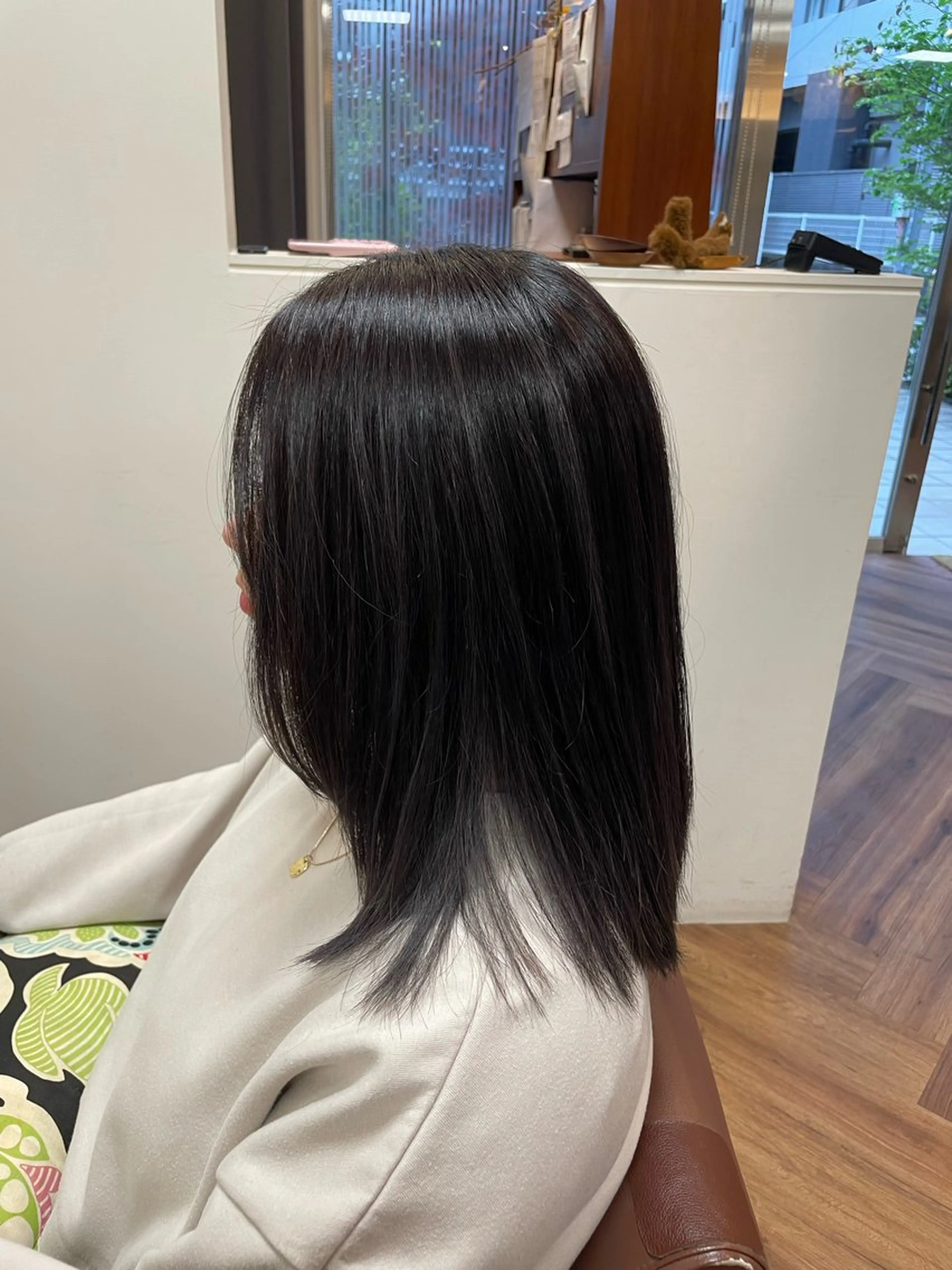 セミロング カラー 望月 千絵のヘアスタイル