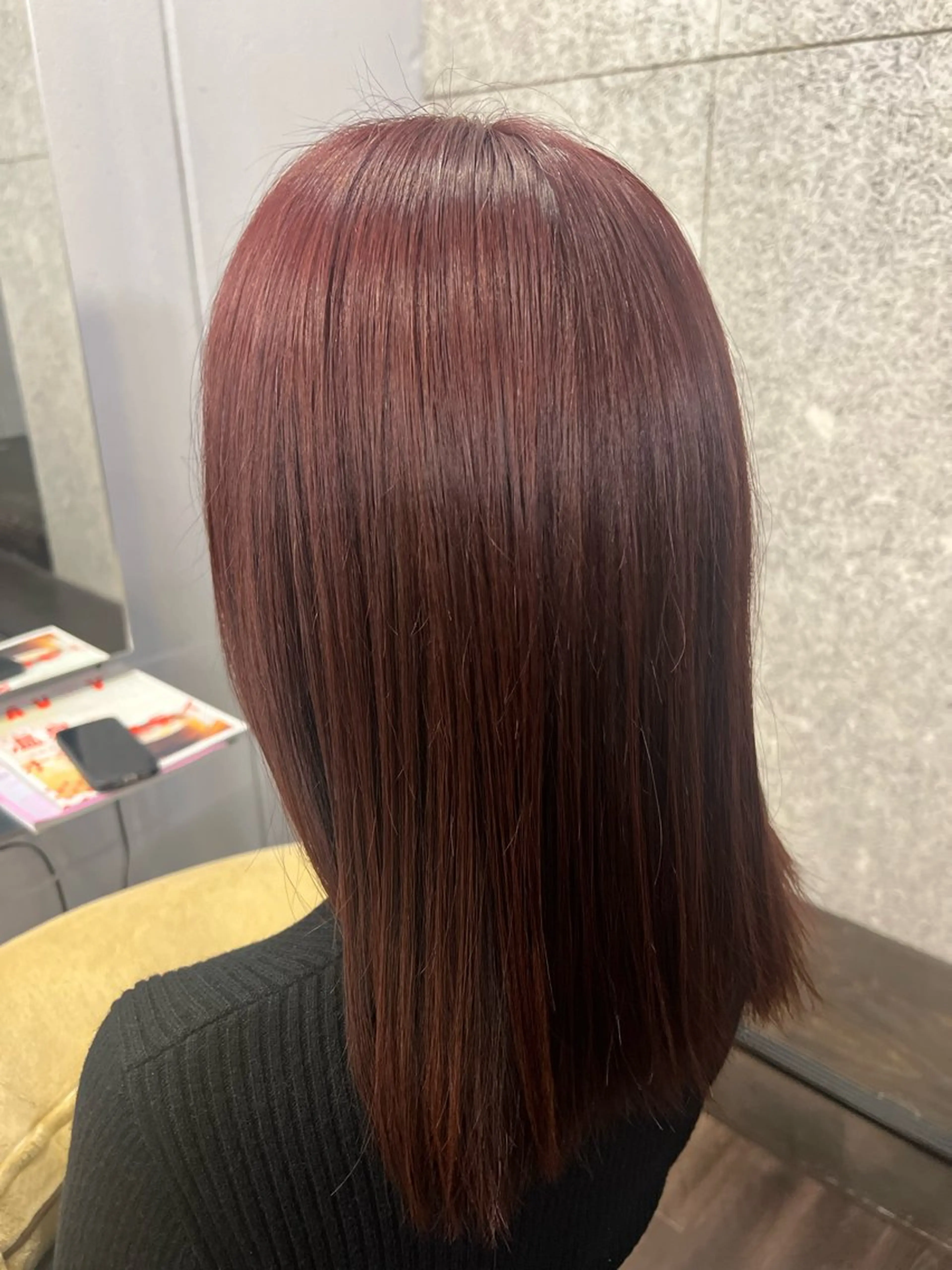 セミロング カラー デザインカラー ハイライトカラー ハイトーンカラー ハイライト ヘアカラー トリートメント terra🌈大久保 睦美のヘアスタイル