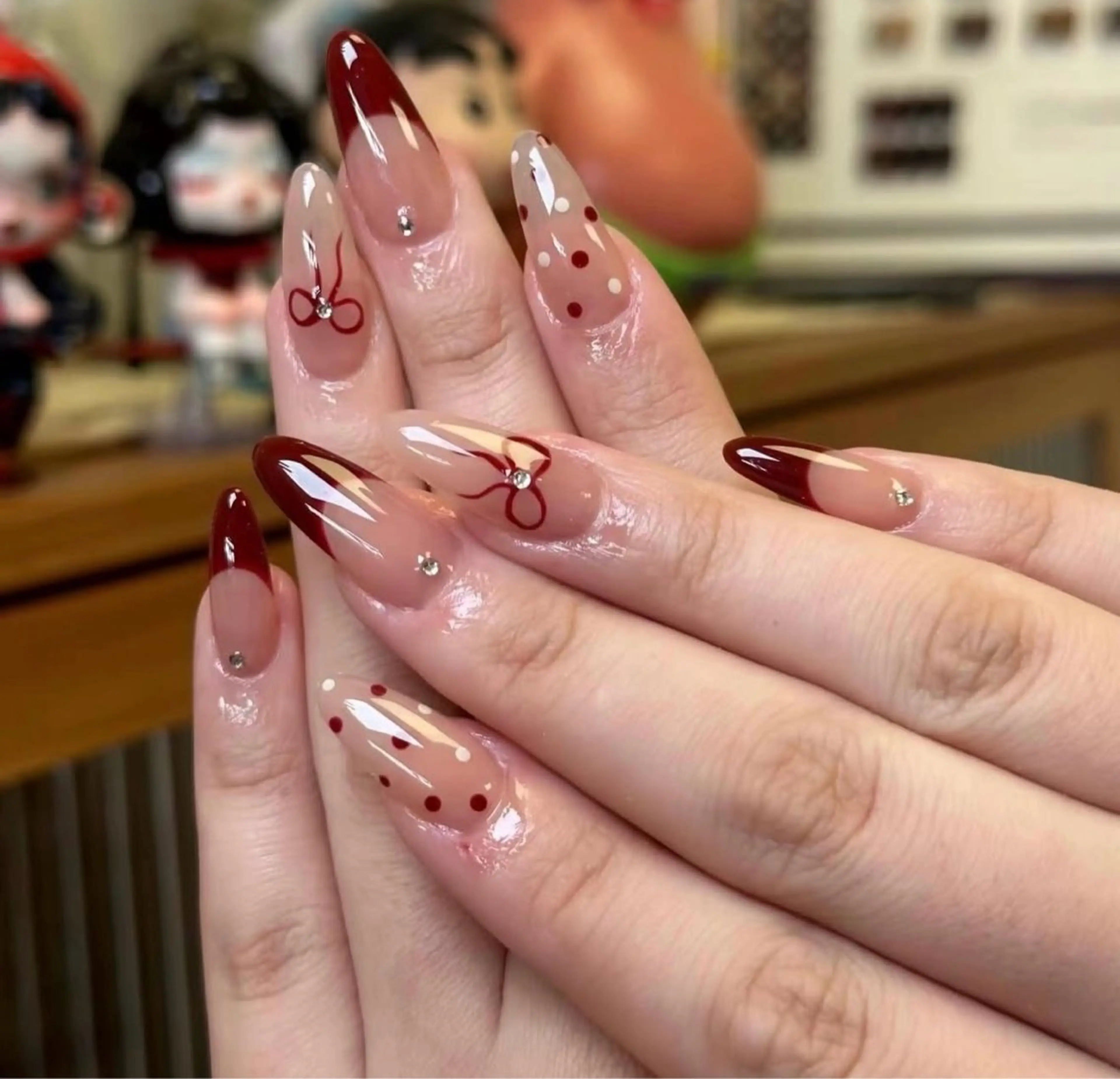 ネイル ハンドネイル She’s Lunaのネイルデザイン