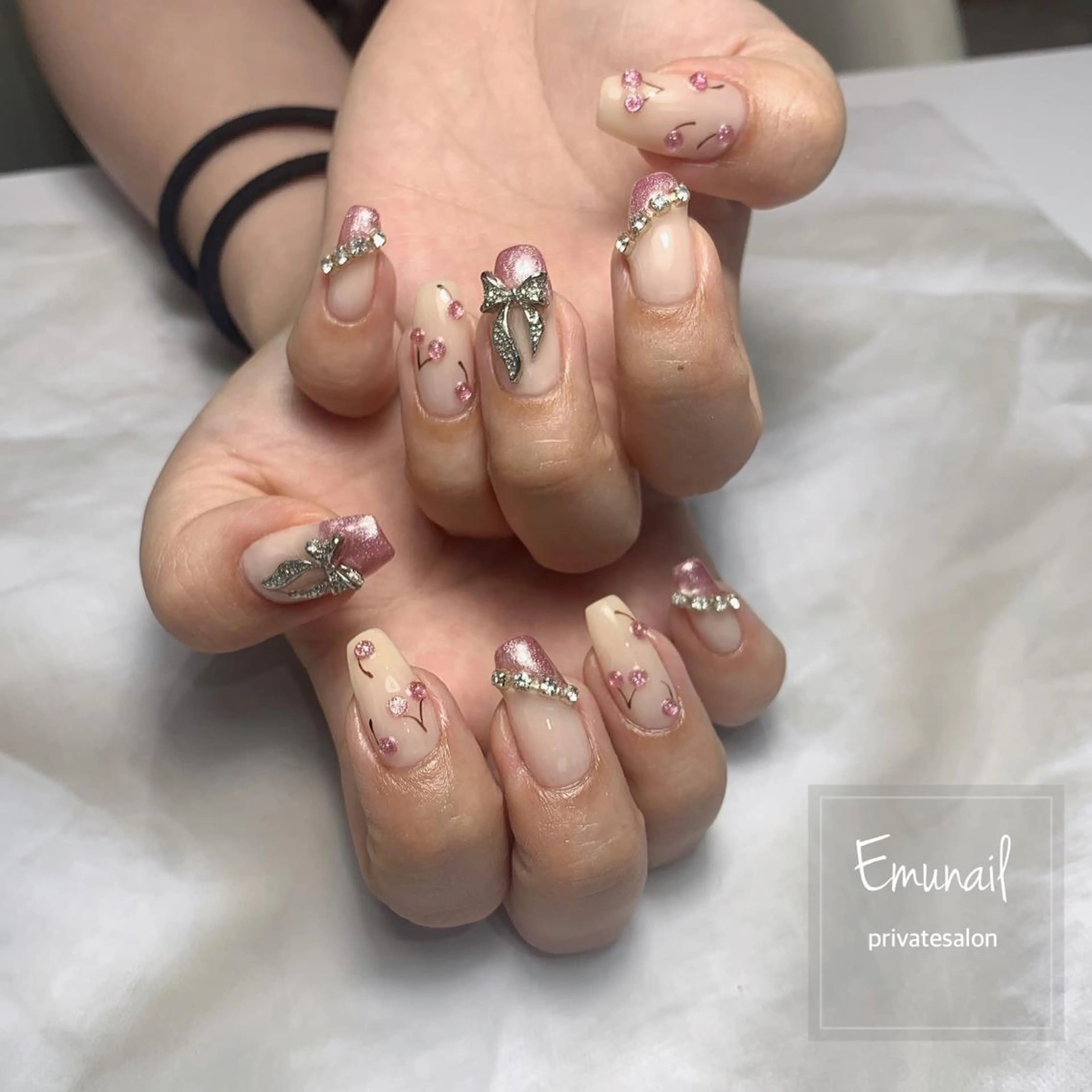 ネイル Emu Nailのネイルデザイン