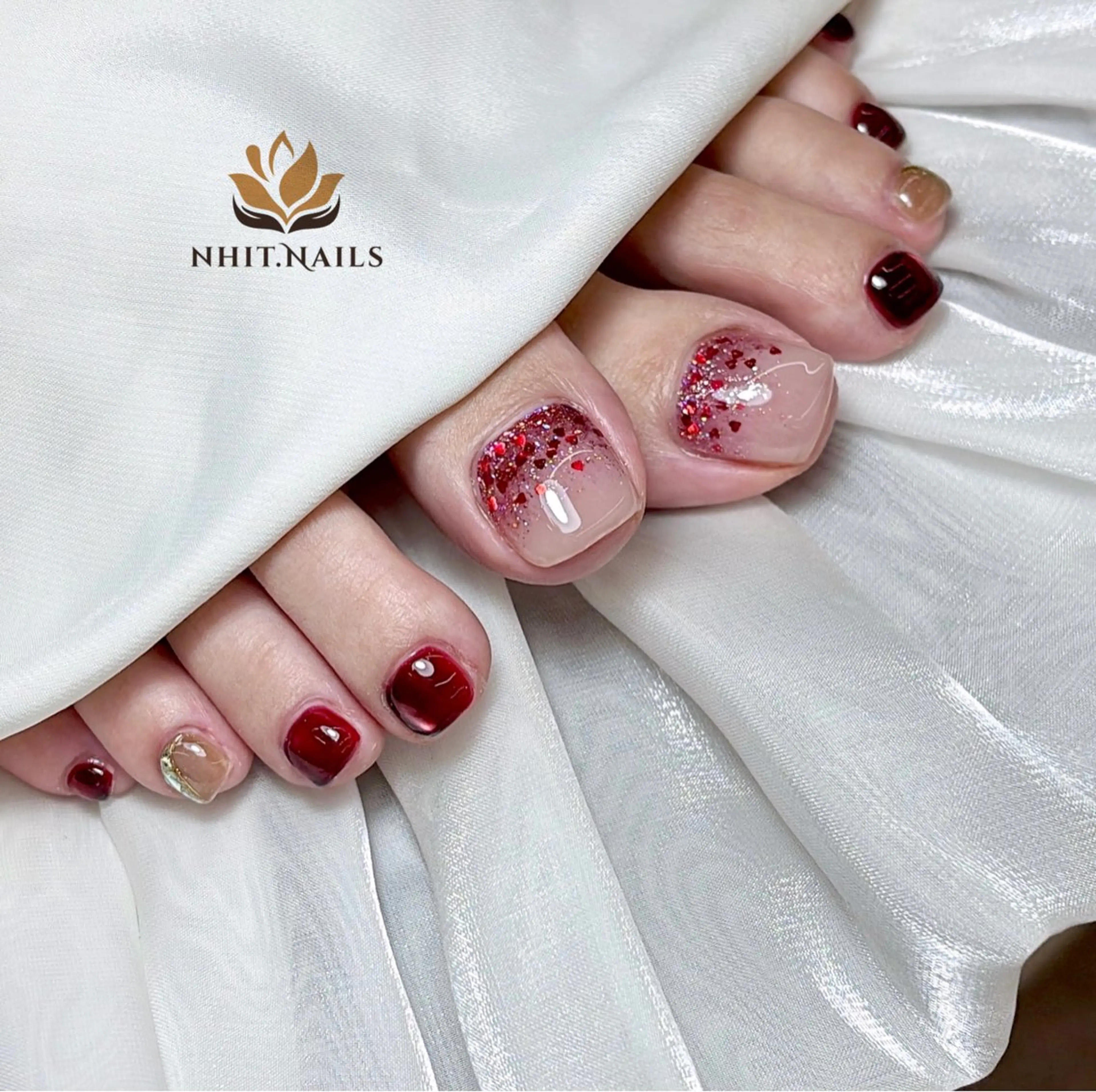 ネイル フットネイル Nhit Nailsのネイルデザイン