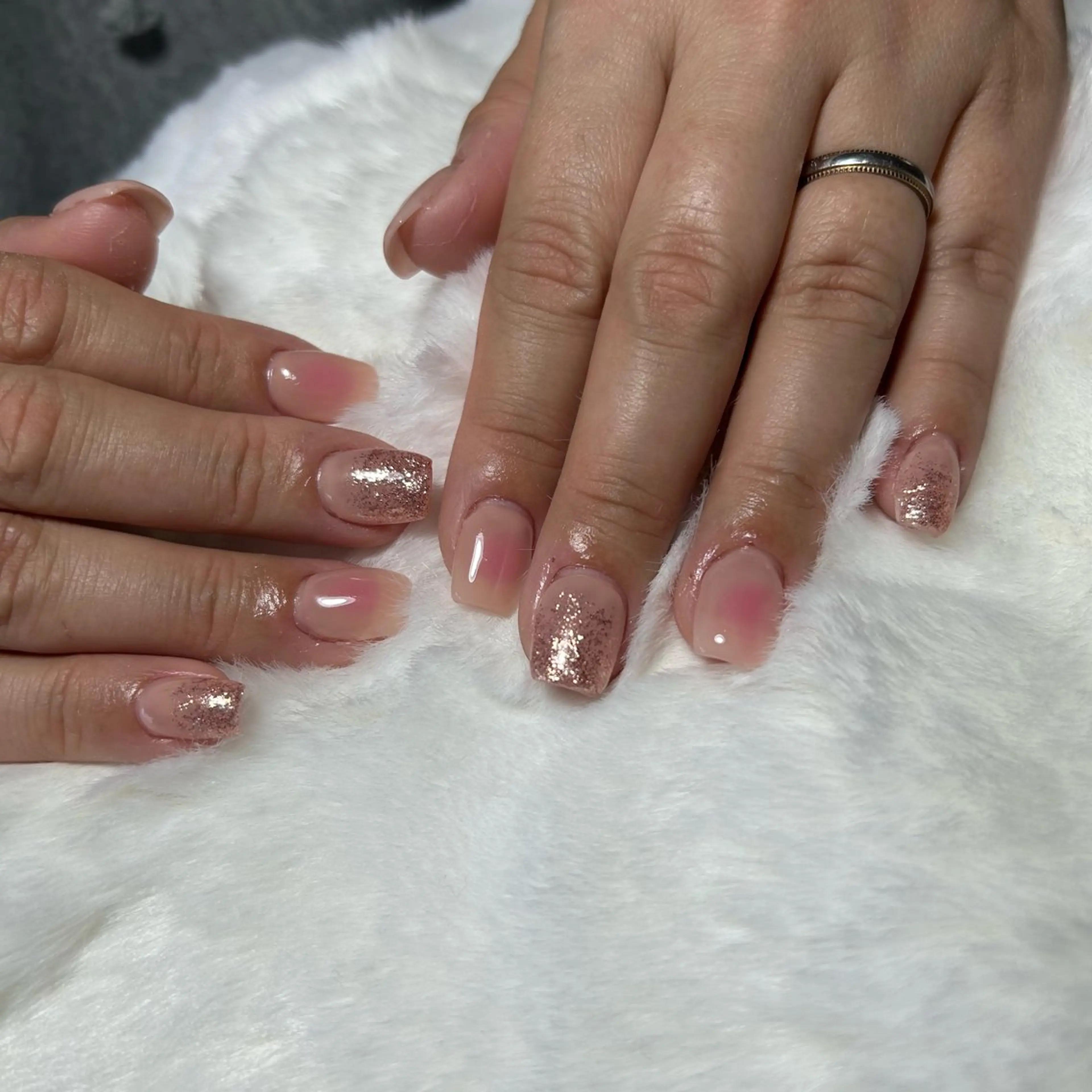 ネイル チークネイル ハンドネイル nail salon Lily所属・藤田 璃々のネイルデザイン