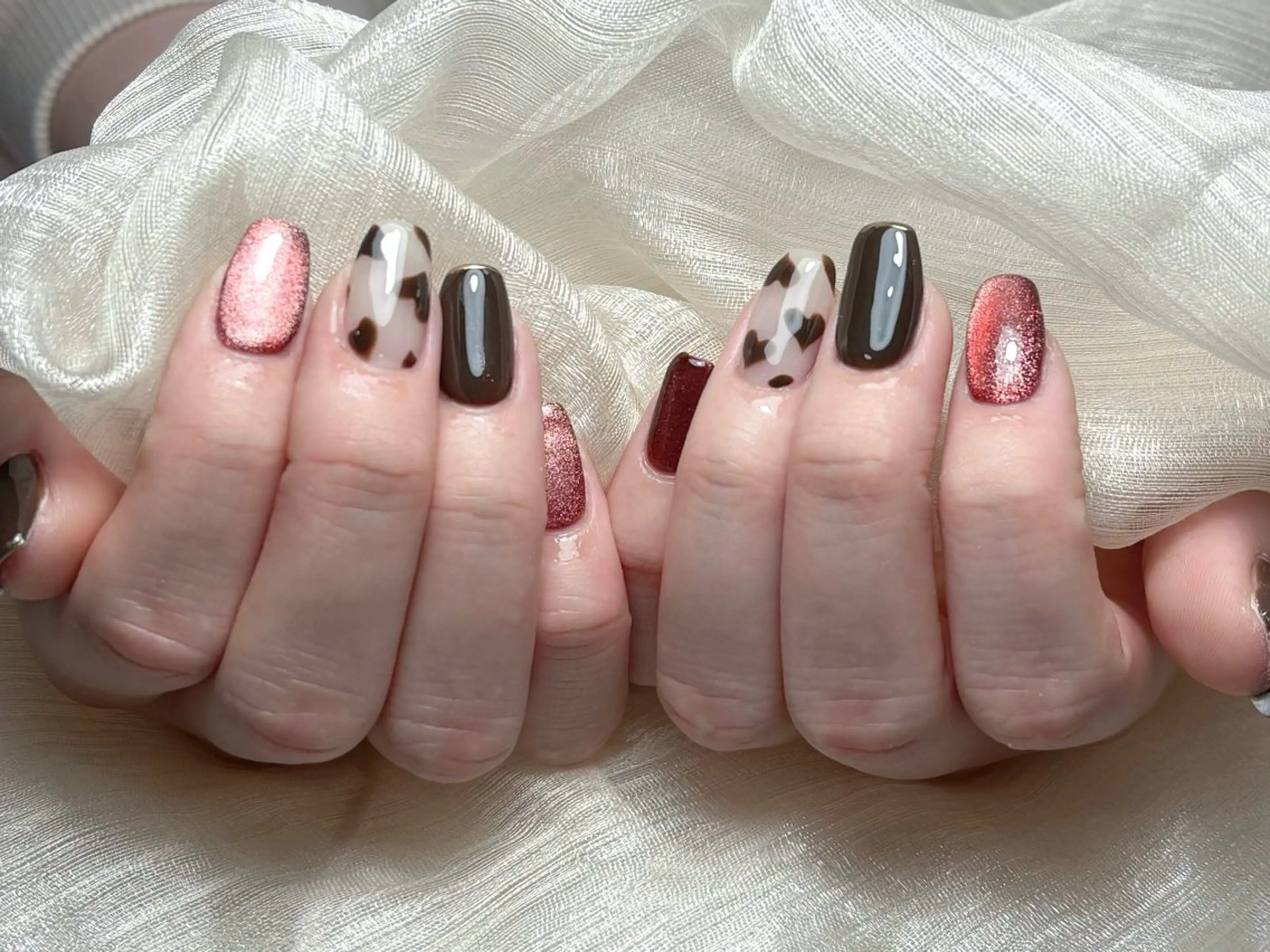 ネイル オーロラネイル チークネイル フレンチネイル ジェルネイル ガラスフレンチ ハンドネイル Nail Jolie所属・Nail Jolieのネイルデザイン