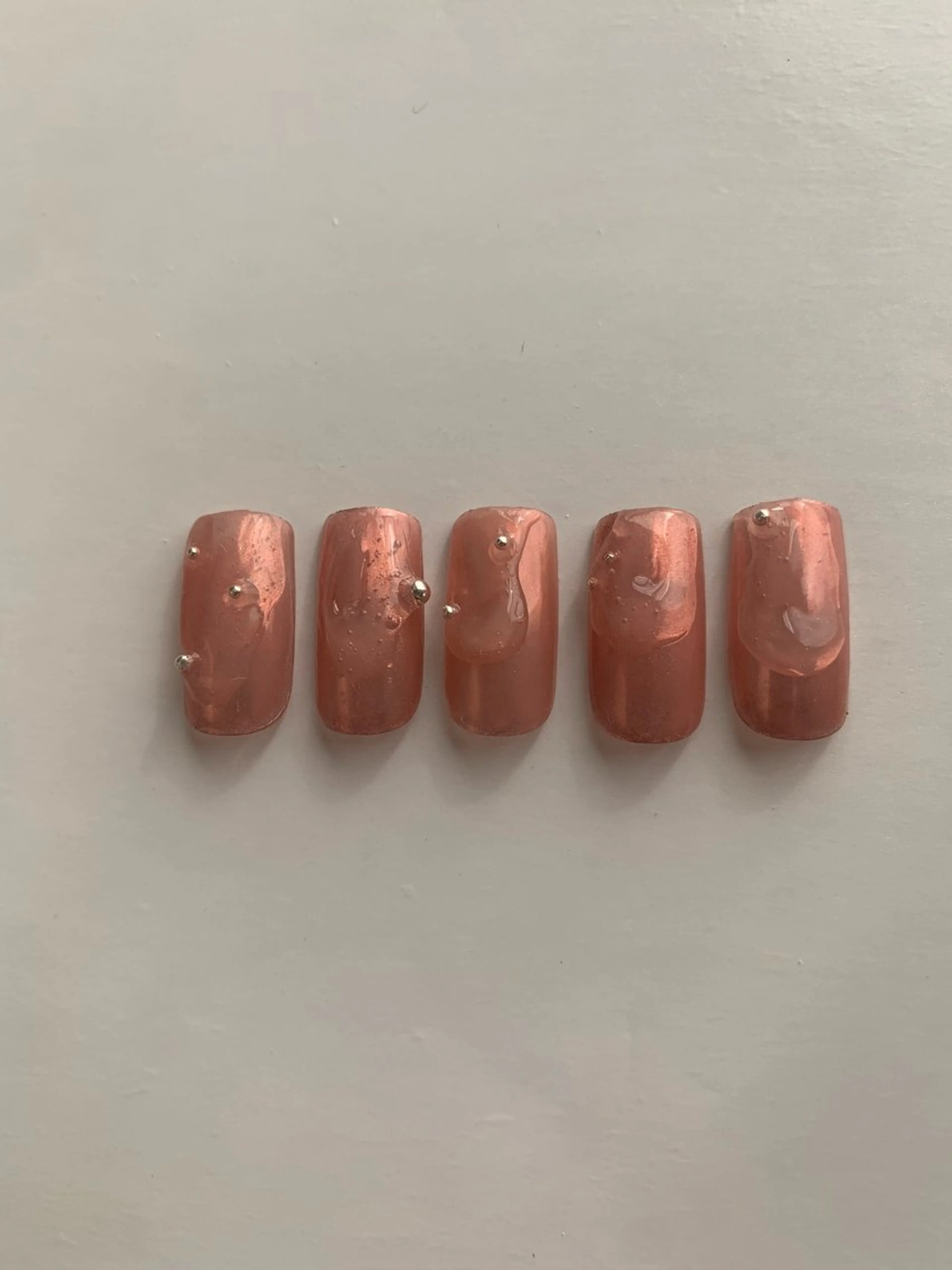 ネイル ミラーネイル ぷっくりネイル is.nail 🌷sonokoのネイルデザイン