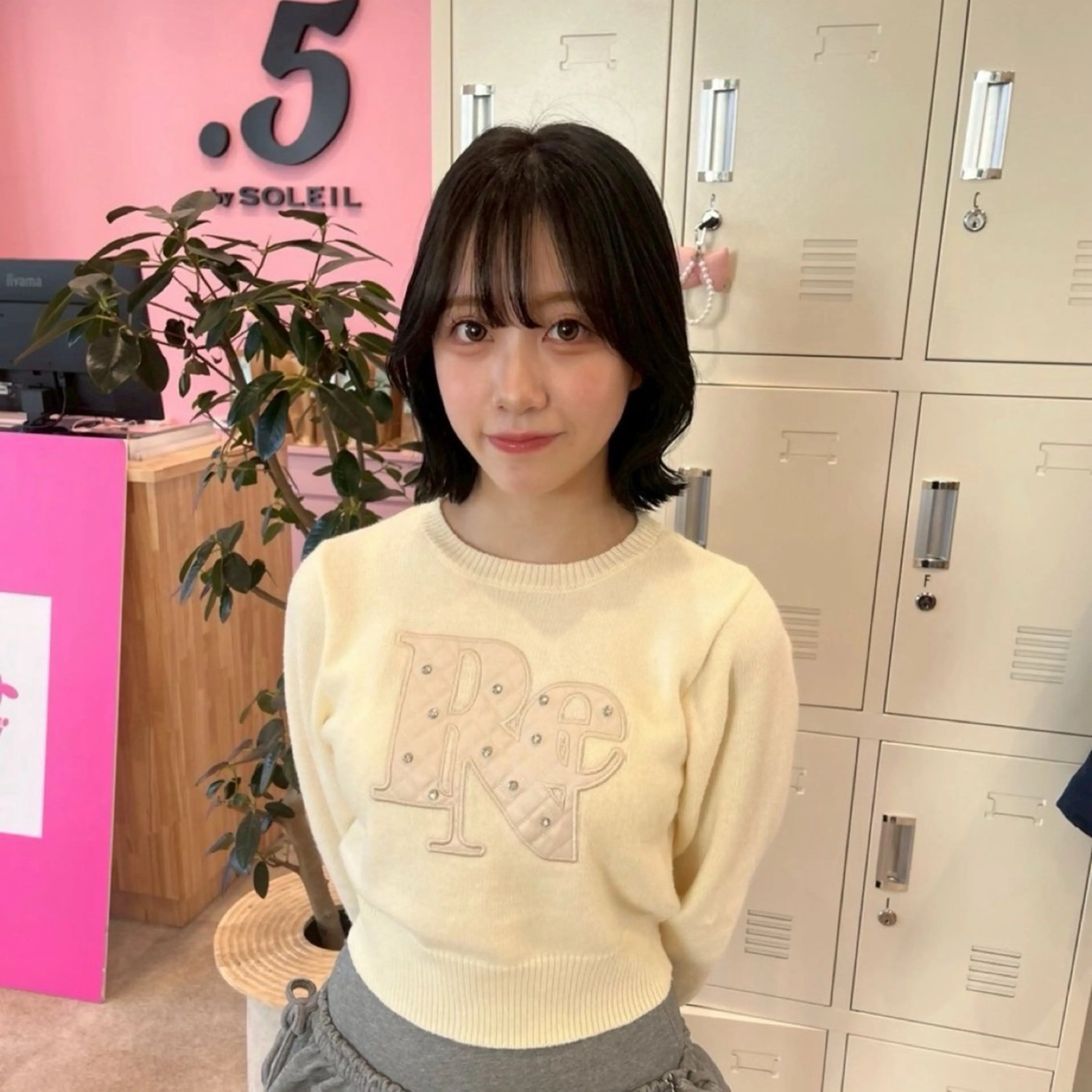 ショート カラー 望愛/レイヤー/ハイ トーン/デザインのヘアスタイル