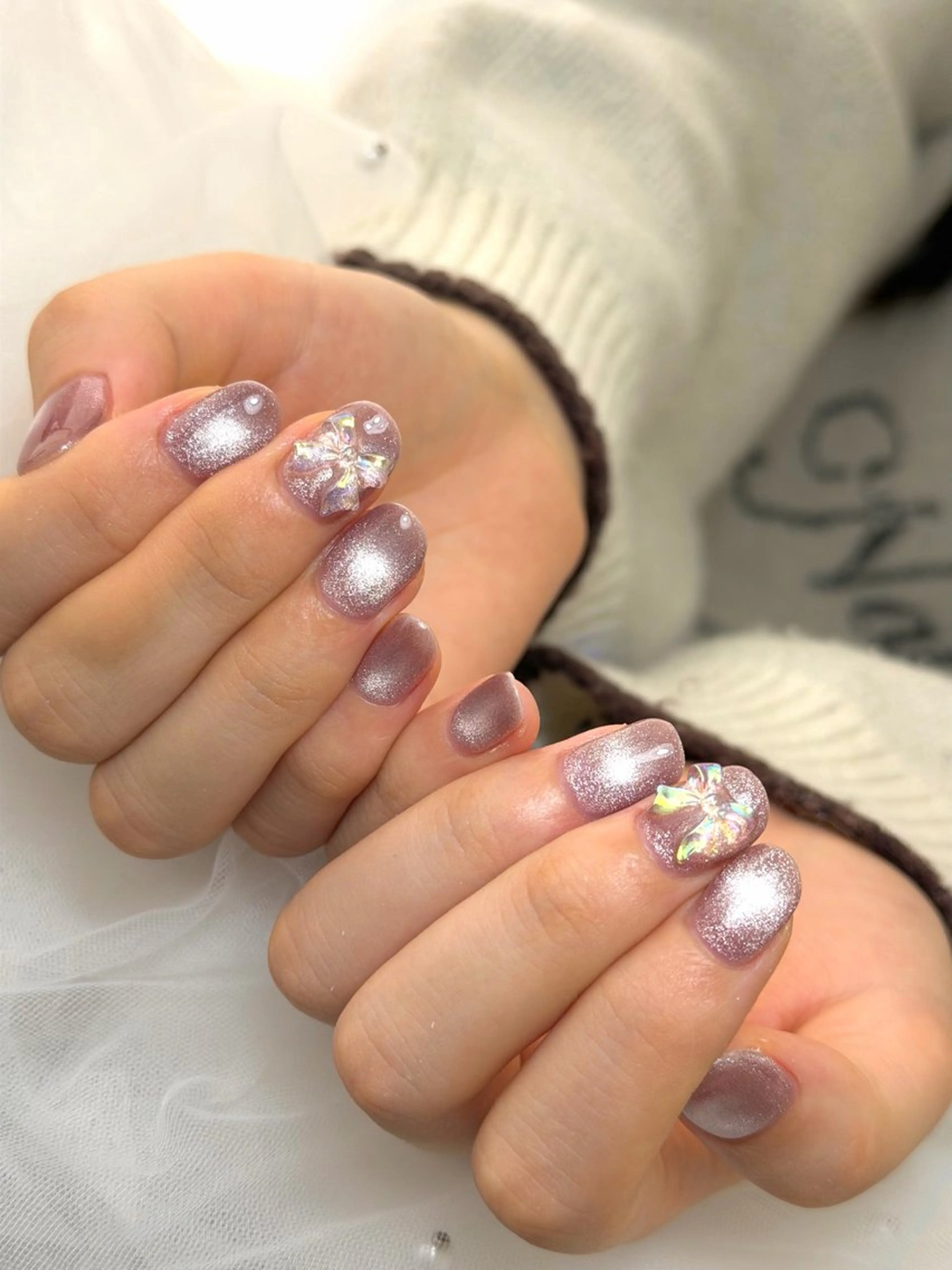 ネイル ハンドネイル 池袋Uni nail 上品シンプルデザインのネイルデザイン