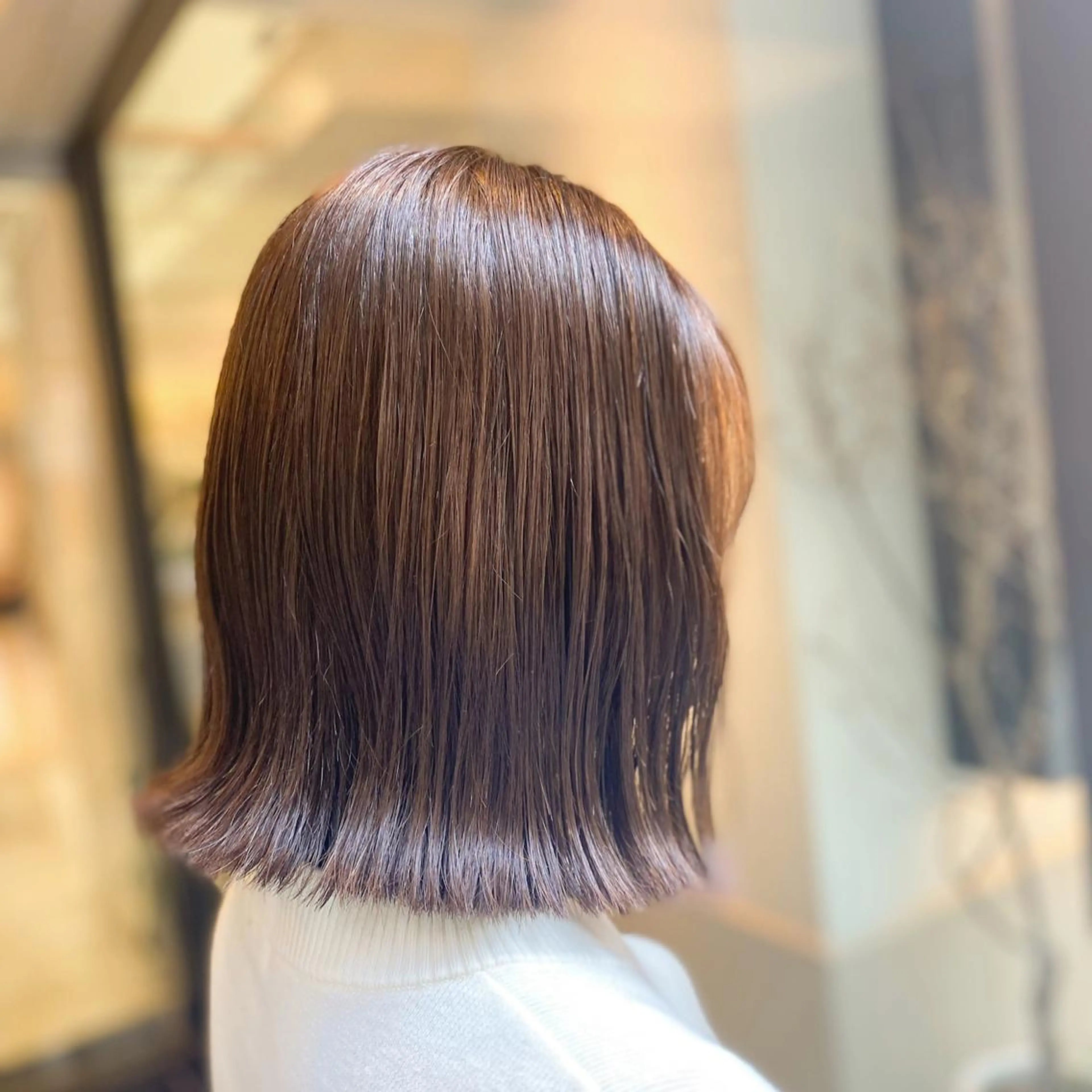 ショート カラー ベージュカラー フォギーベージュ イルミナカラー ヘアカラー トリートメント ヘッドスパ 木原良 (キハラ リョウ)のヘアスタイル