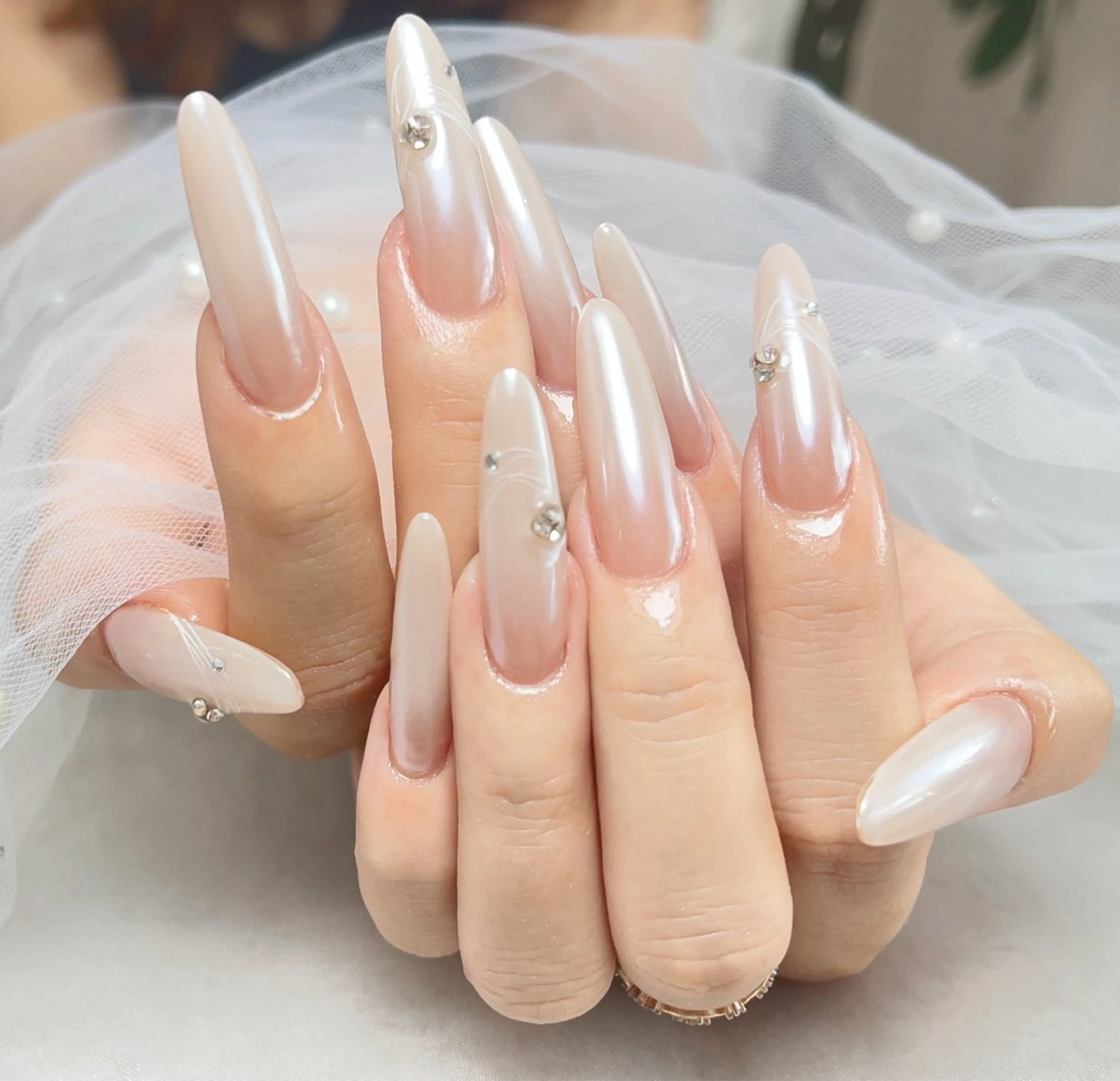 ネイル オーロラネイル チークネイル フットネイル フレンチネイル ジェルネイル ハンドネイル ハンドケア NEW NAIL💞 yukiのネイルデザイン