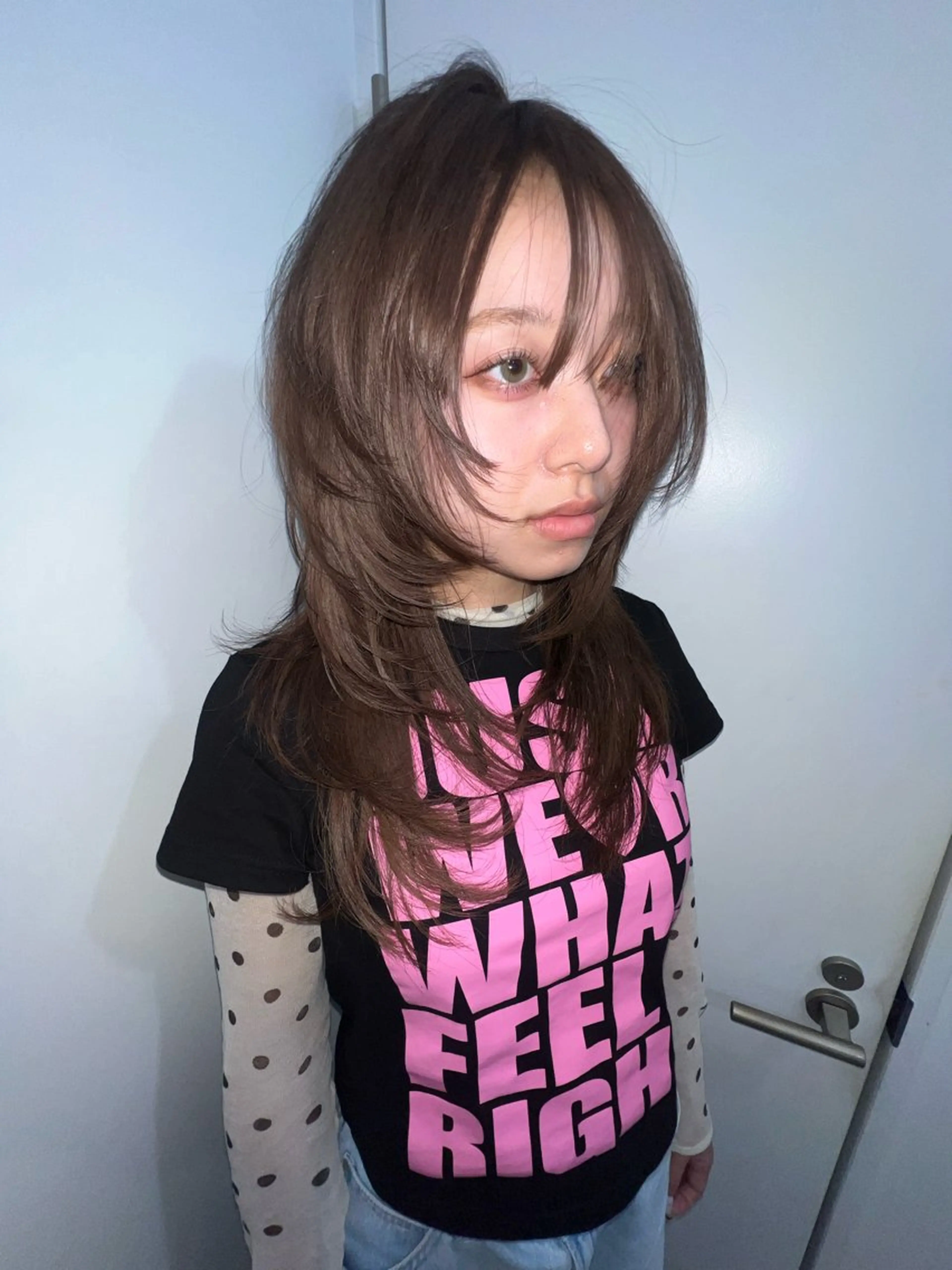 ミディアム カット ヘアカラー トリートメント 💥ウルフカット デザインあんな💥のヘアスタイル
