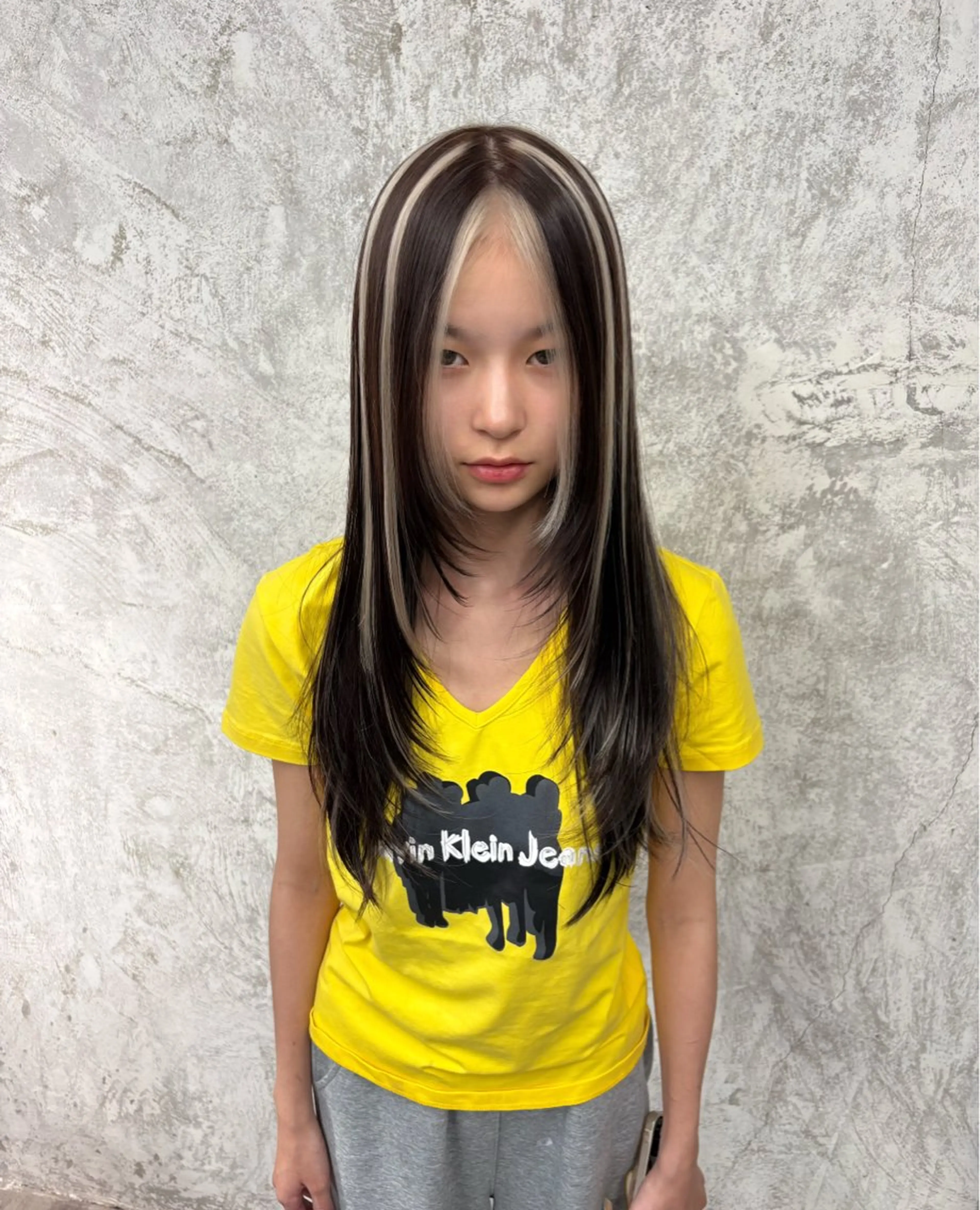 ロング カラー ヘアカラー トリートメント デザインカラー⭐︎★ 🐆hyo🐆のヘアスタイル