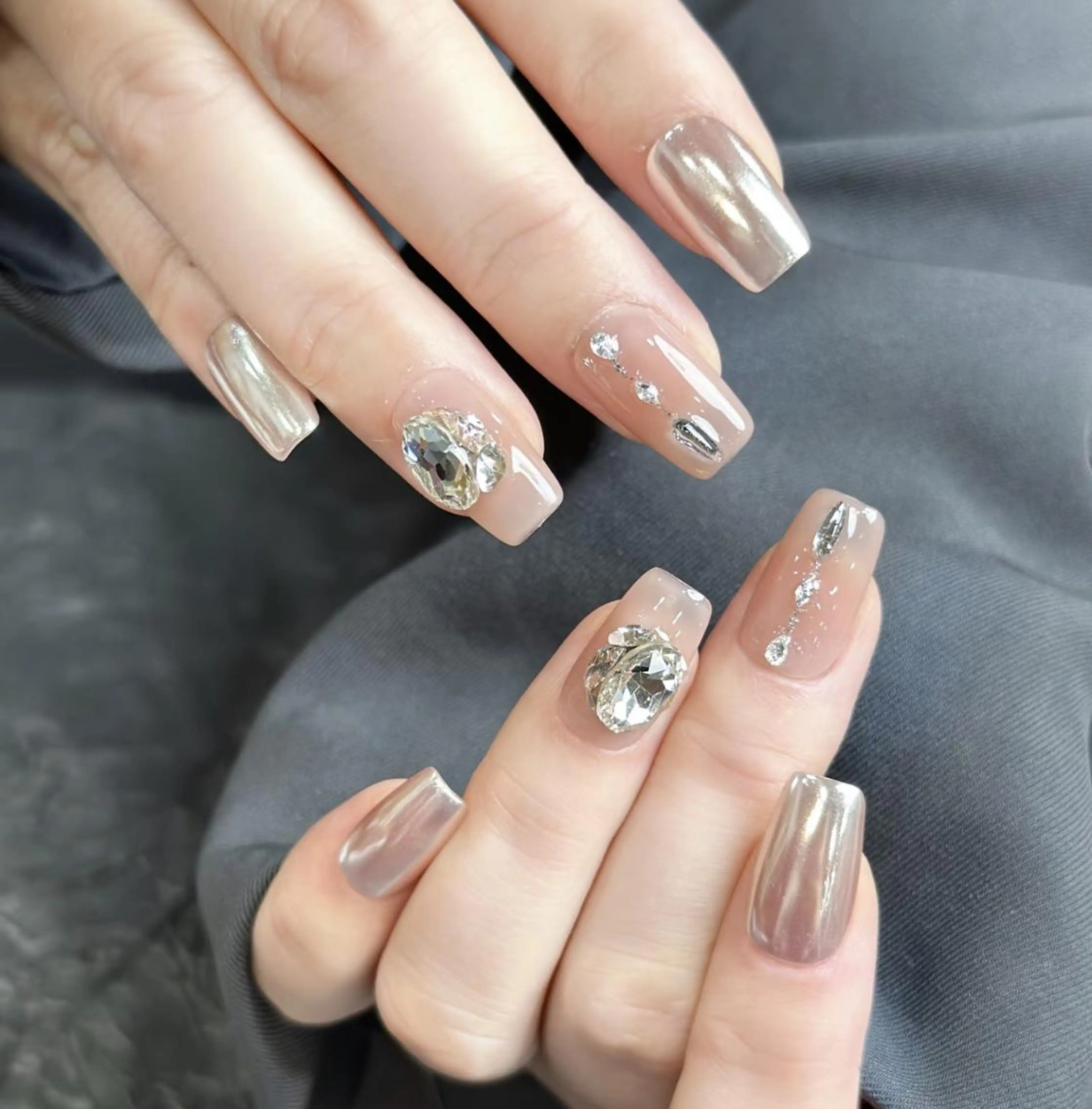 ネイル ハンドネイル 🎀 KiKi_nailのネイルデザイン
