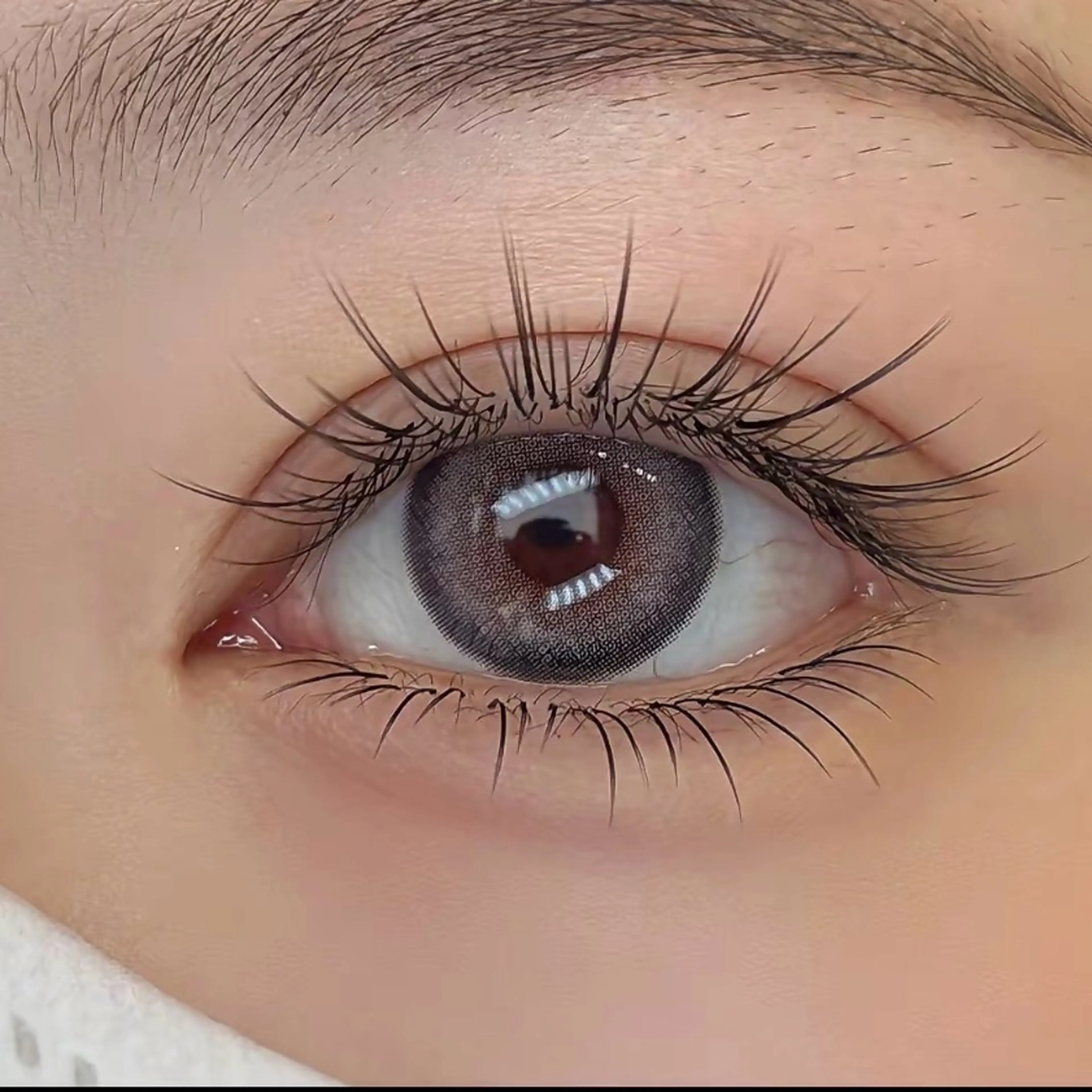 マツエク・マツパ 束感まつ毛 カラーマツエク フラットラッシュ パリジェンヌラッシュリフト まつげパーマ ミユ 横浜のマツエク・マツパデザイン