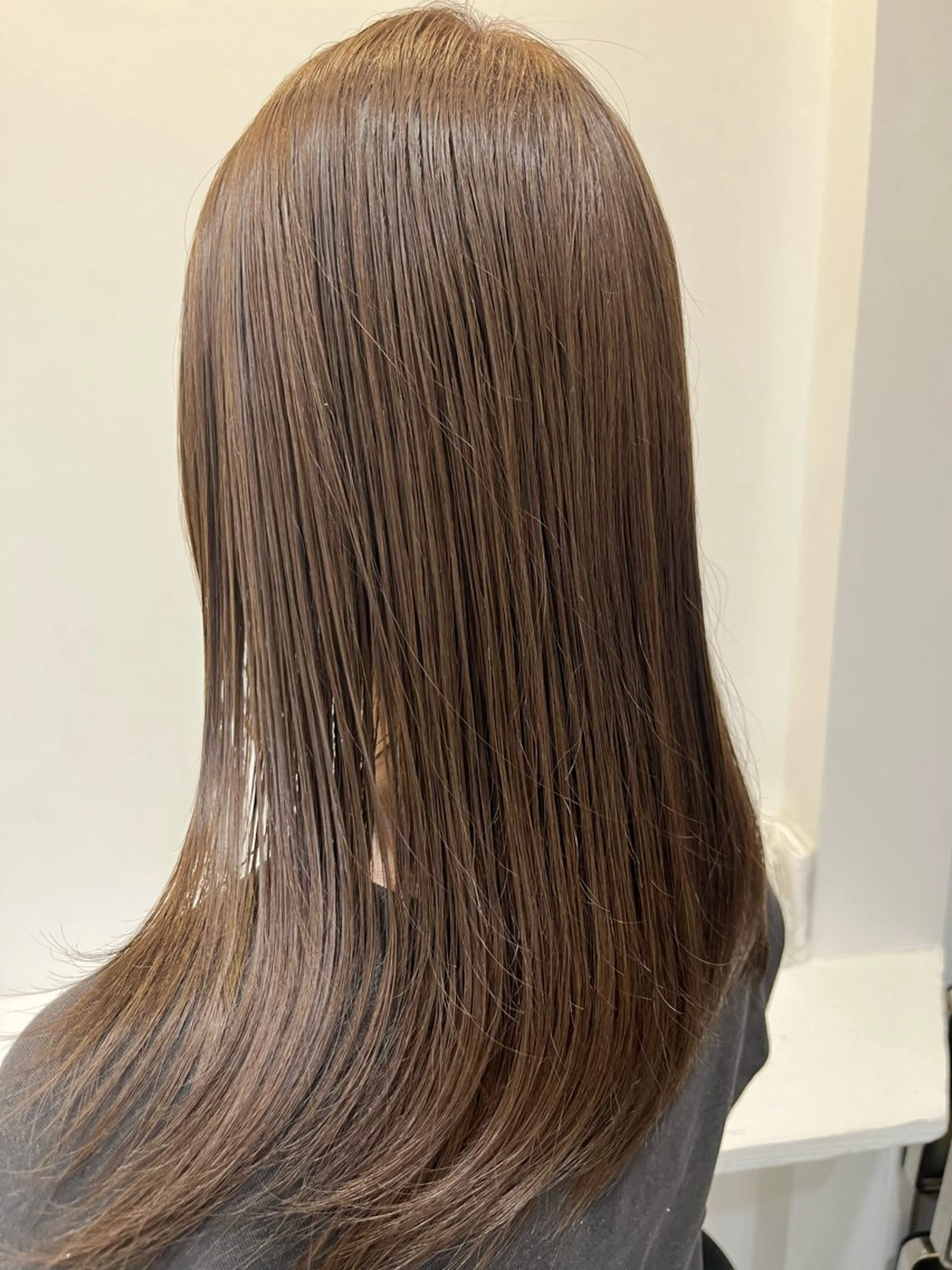 セミロング カラー ベージュカラー ブリーチ 透明感カラー トリートメント ヘアカラー トリートメント 無料カットモデル‪✨ ✂️Nanami🌷のヘアスタイル