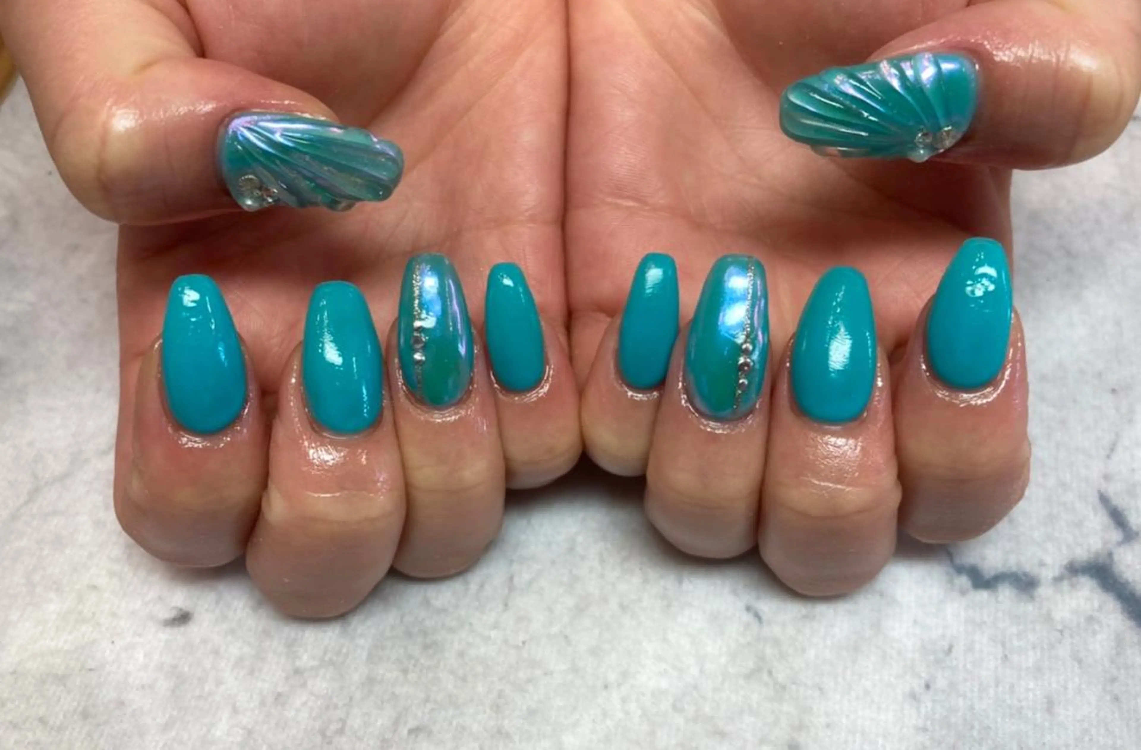 ネイル SWAMP nails所属・🎀ネイルサロン RIRI🎀のネイルデザイン