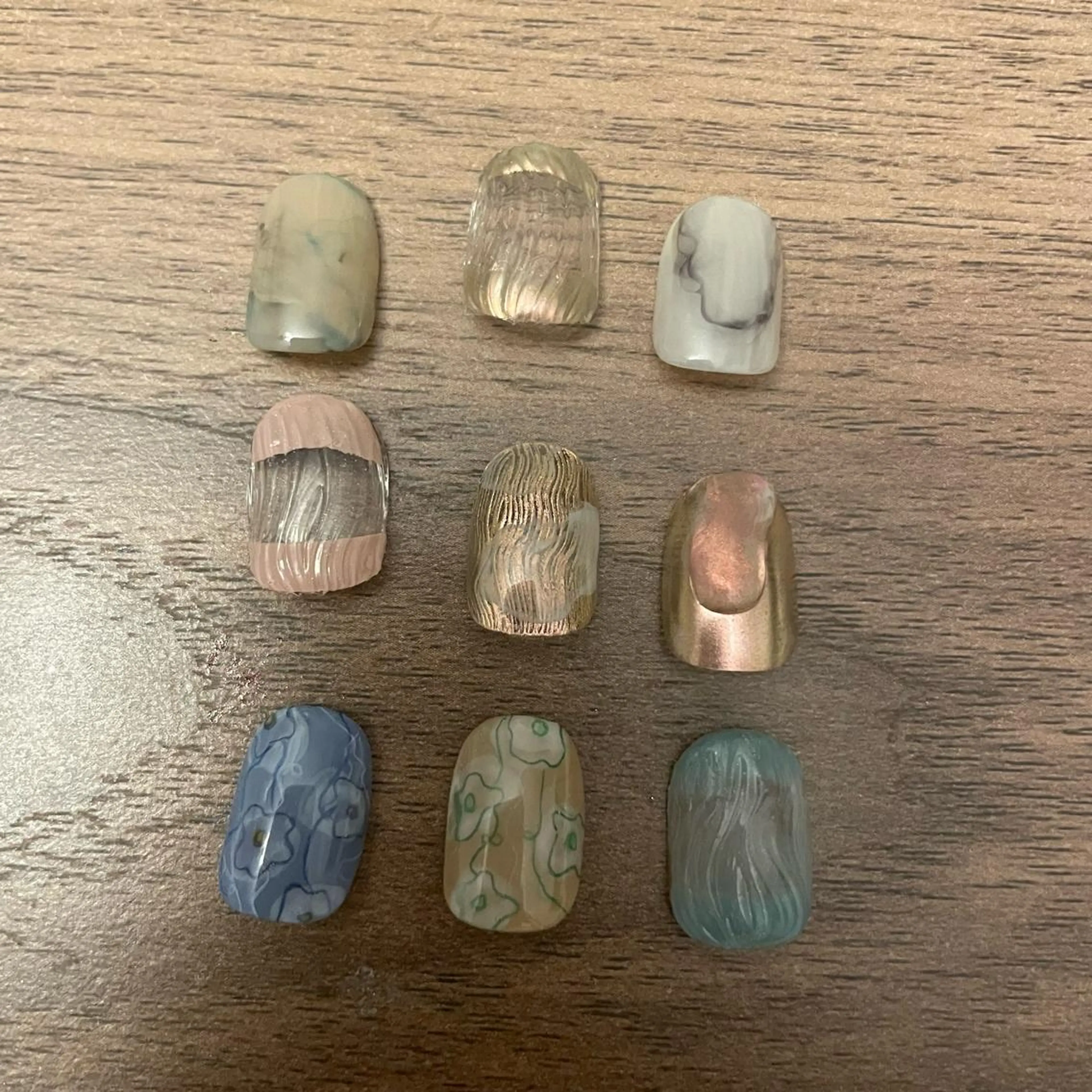 ネイル mio _POHEURのネイルデザイン