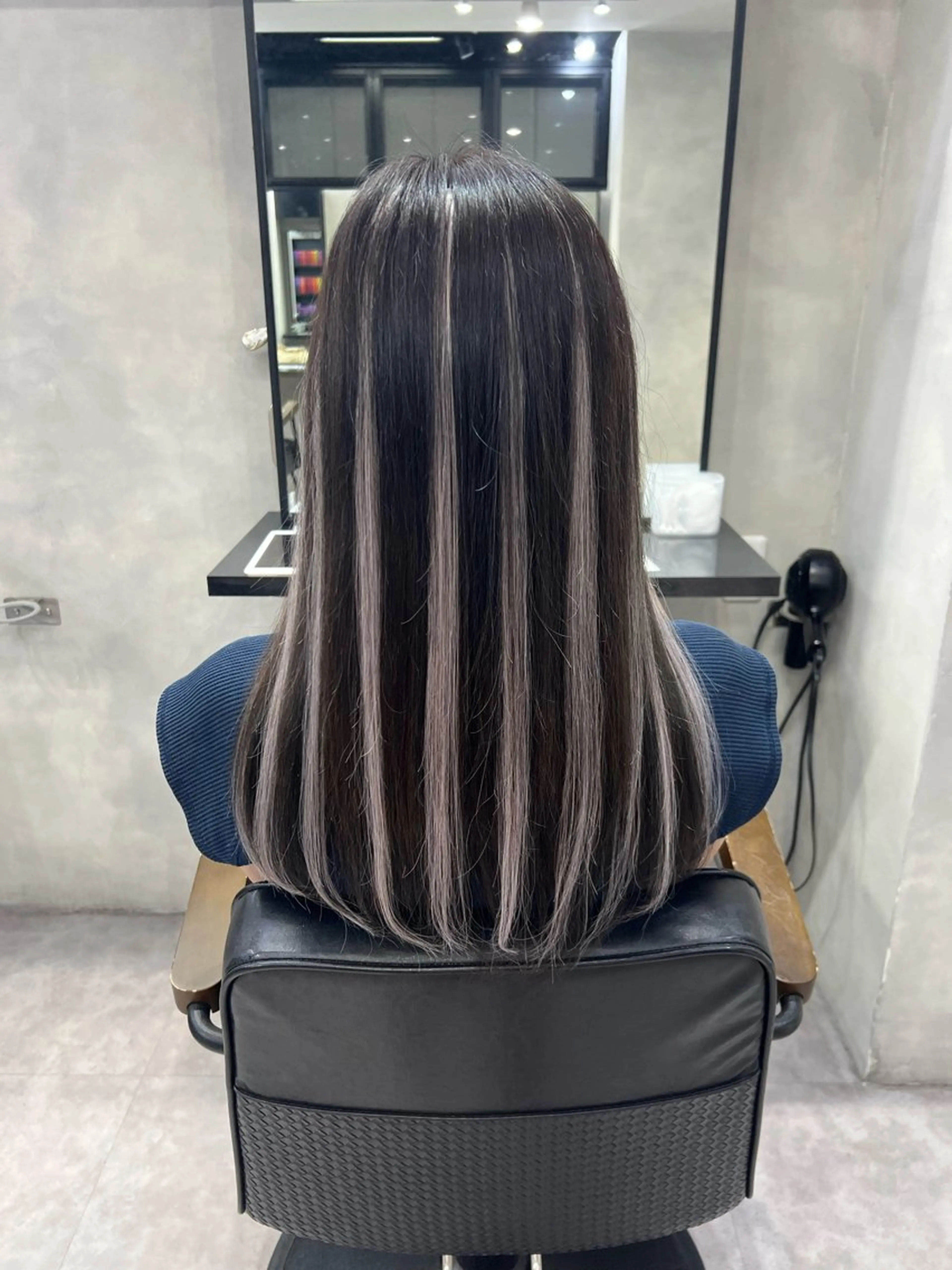 セミロング カラー ヘアアレンジ シールエクステ アディクシーカラー アッシュ バレイヤージュ ベージュカラー ヘアカラー エクステ ar+ ❤︎ maiのヘアスタイル