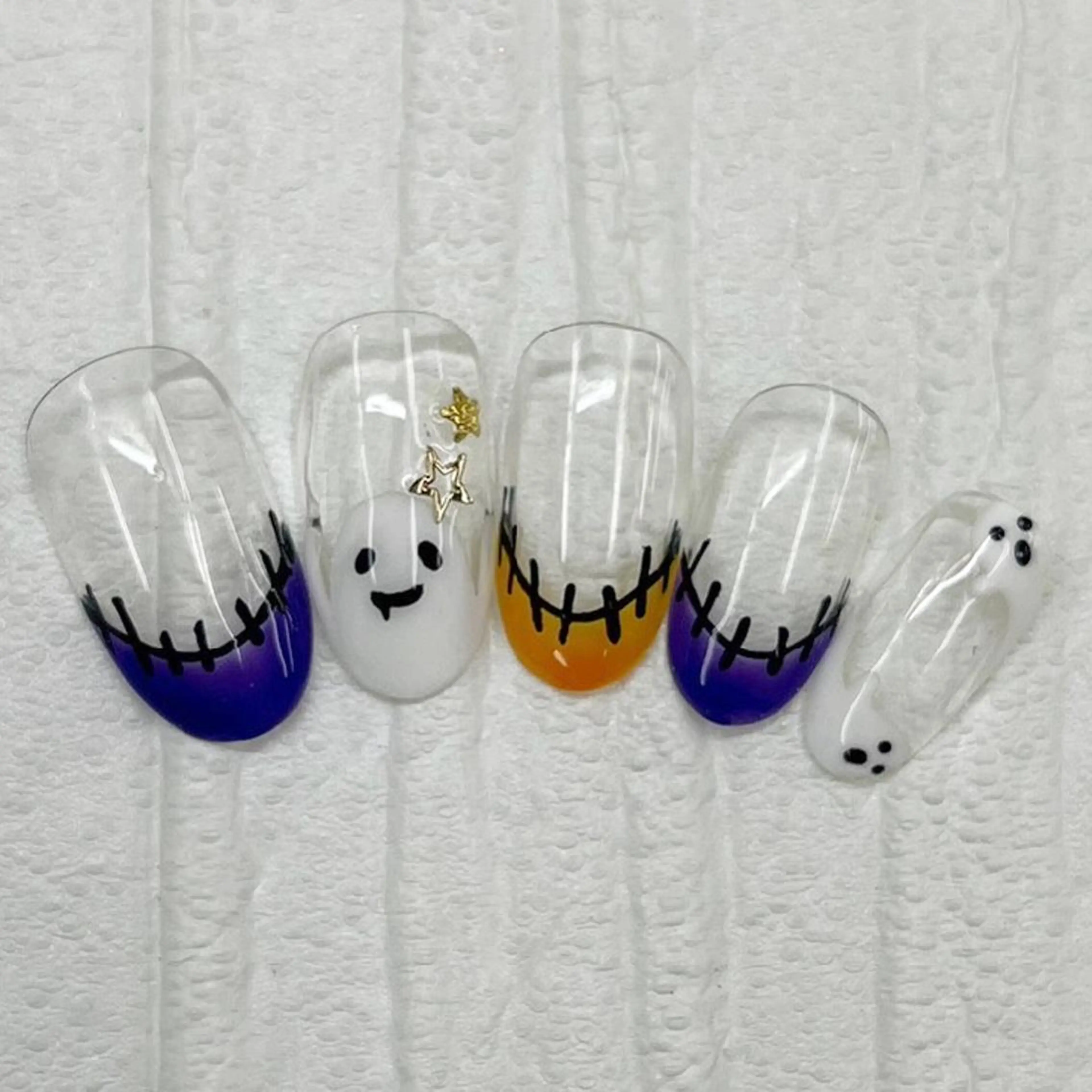 ネイル Nail salon Honey Beeのネイルデザイン