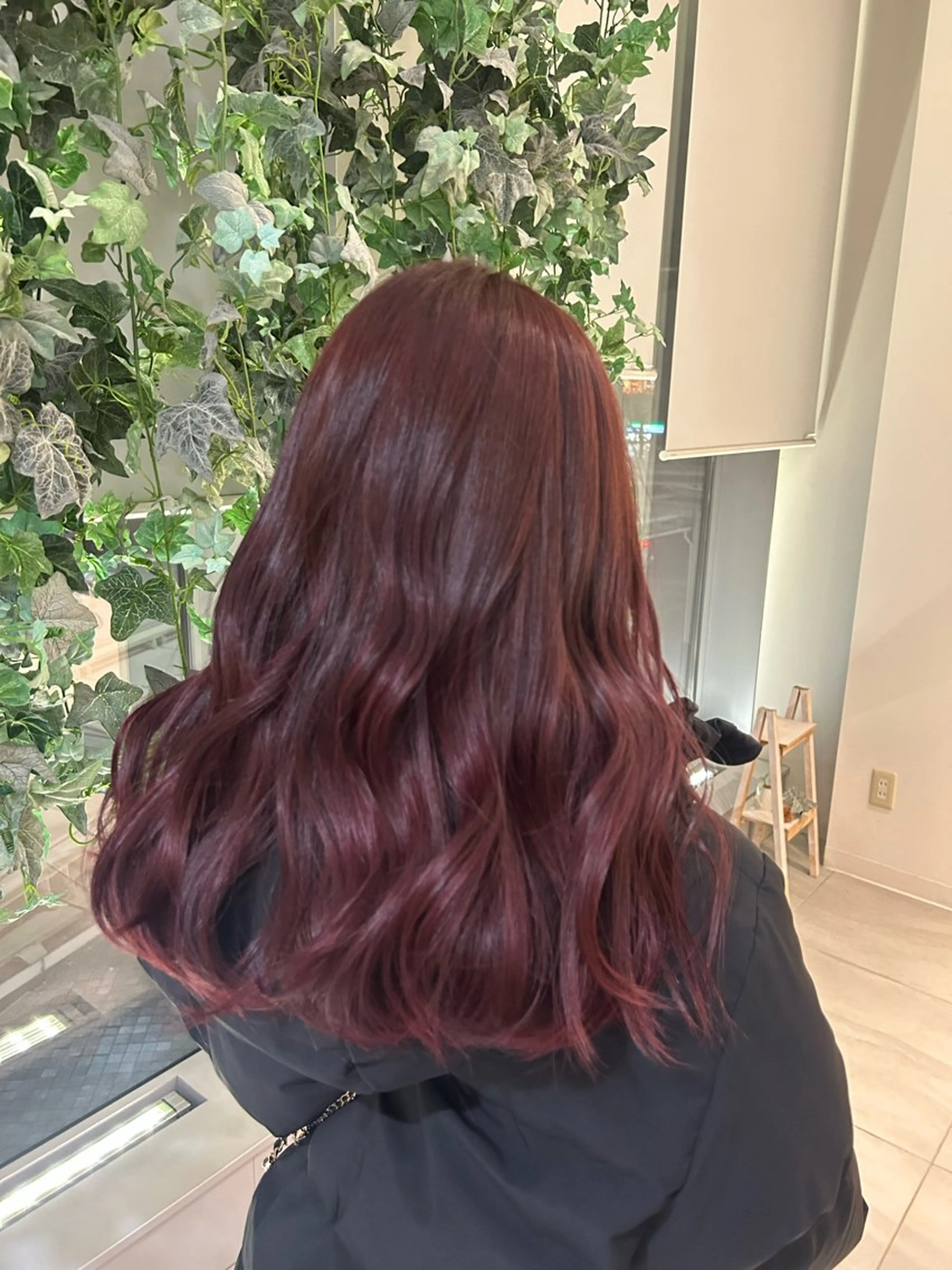 ミディアム ヘアカラー 小谷 歩花のヘアスタイル