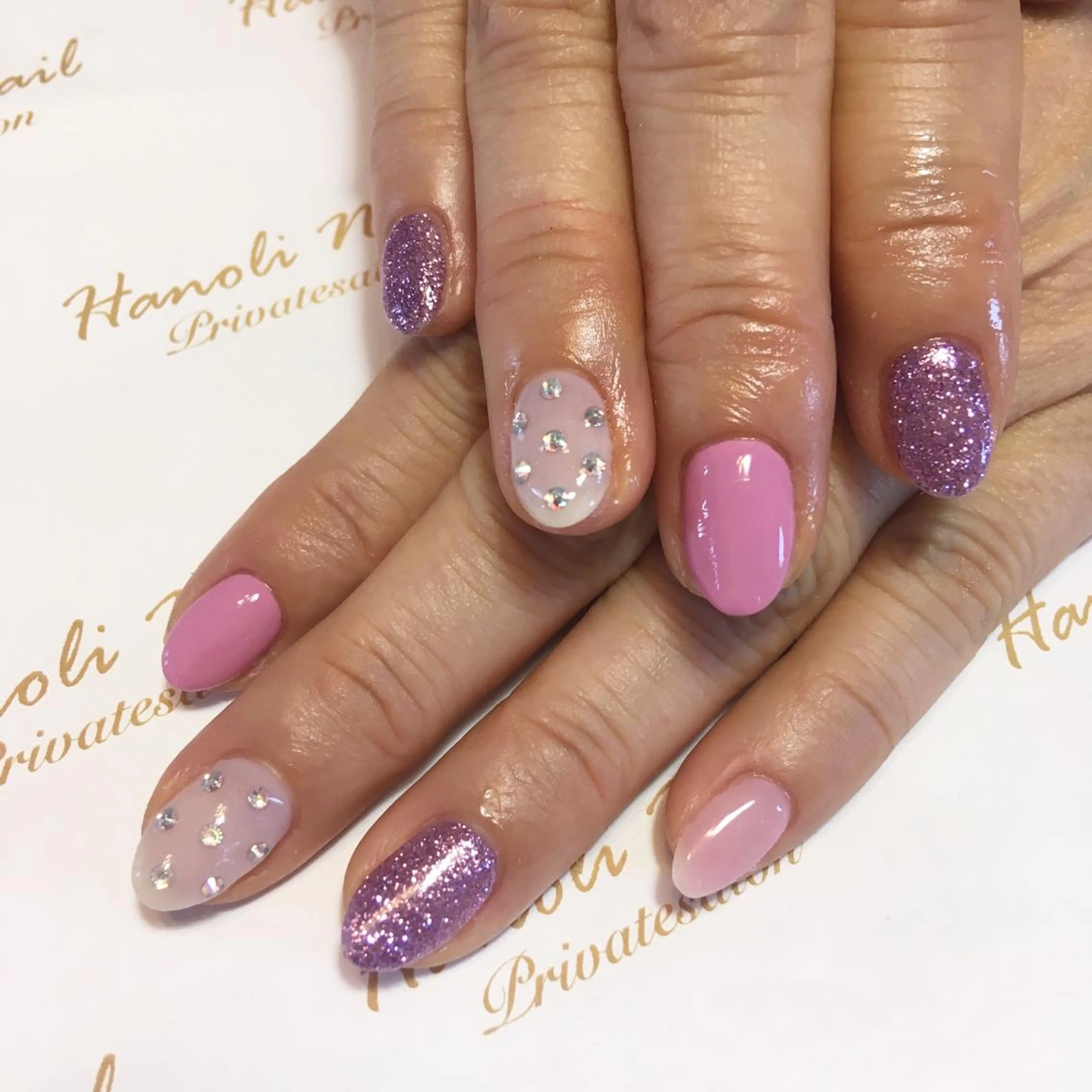 ネイル 渡邊 亜貴のネイルデザイン