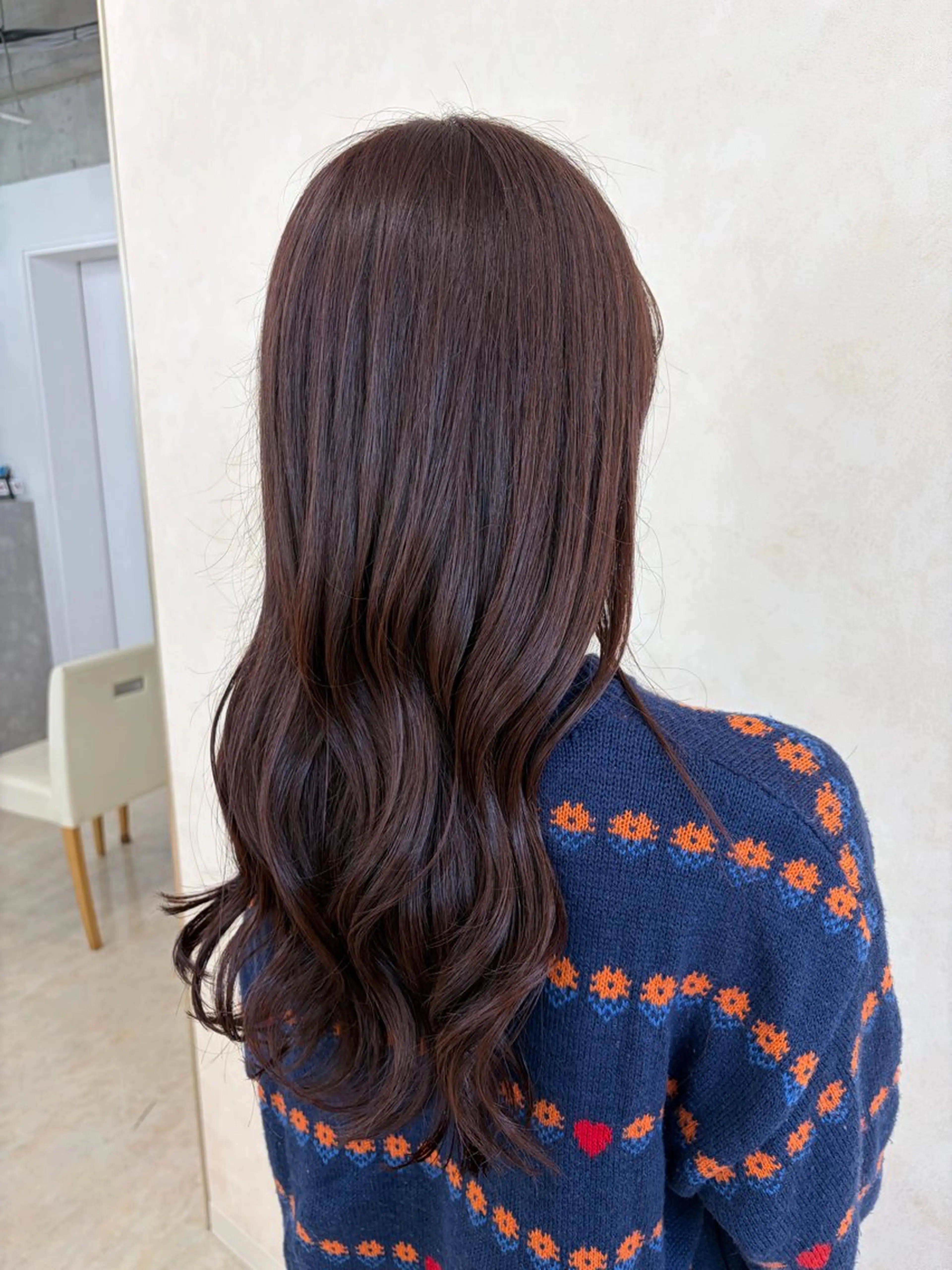 ロング カラー ブラウンカラー カシス 倉澤 愛理のヘアスタイル