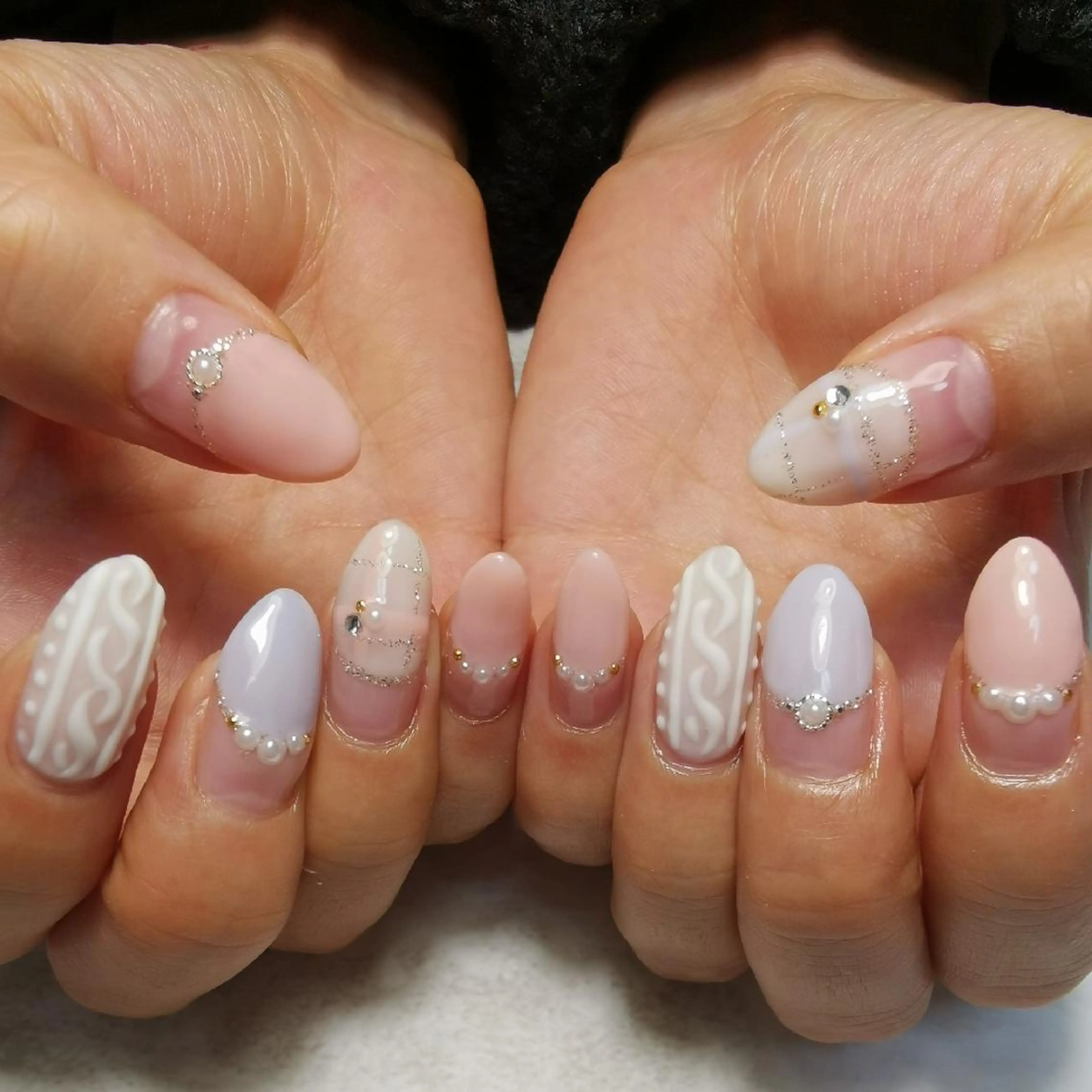 ネイル フレンチネイル ハンドネイル reve あやののネイルデザイン