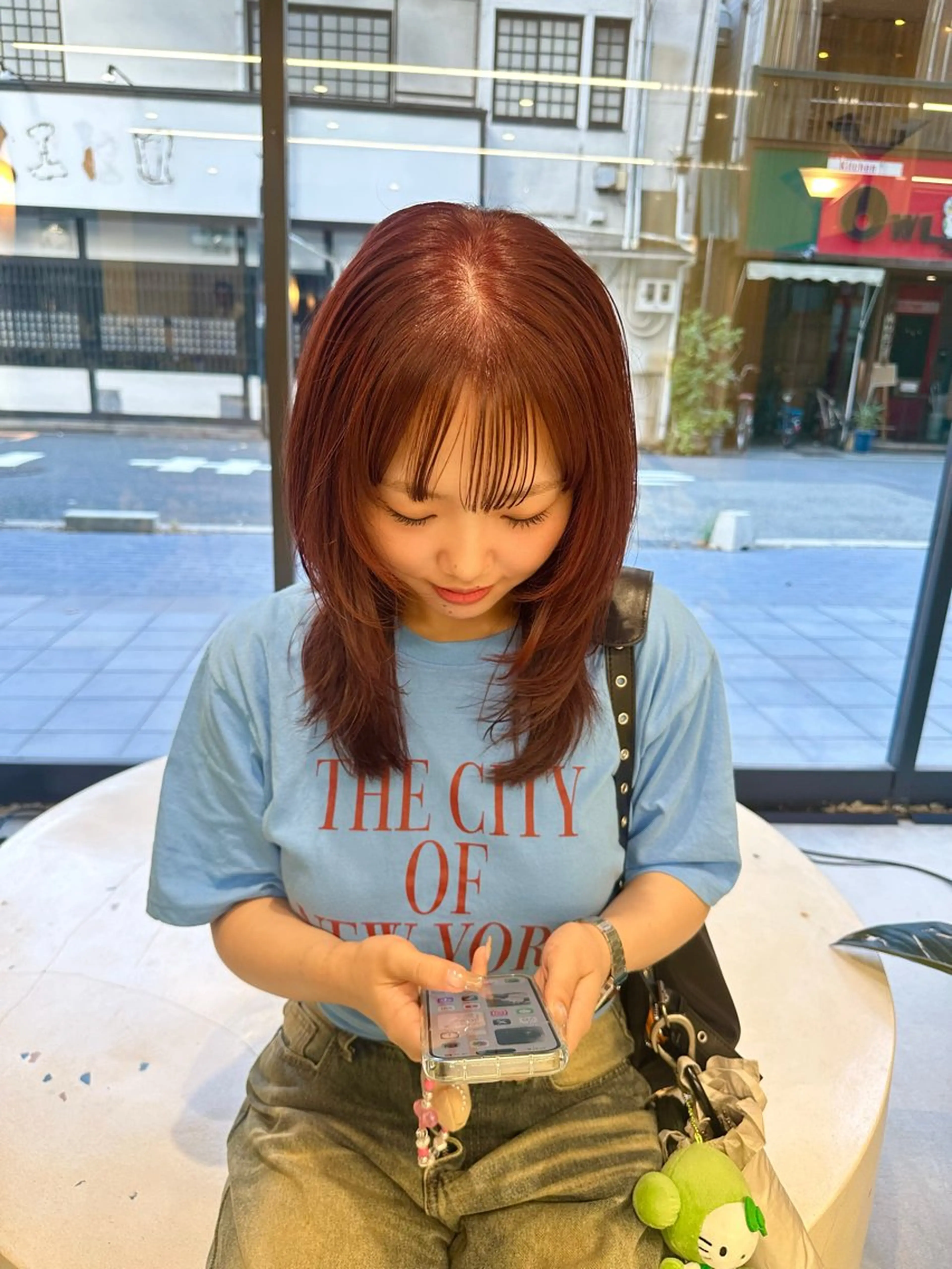 セミロング カラー ブリーチ ブリーチなしカラー レッドカラー レイヤーカット 似合わせカット カット ヘアカラー トリートメント ハイトーン/透け感 カラー🎀真香のヘアスタイル