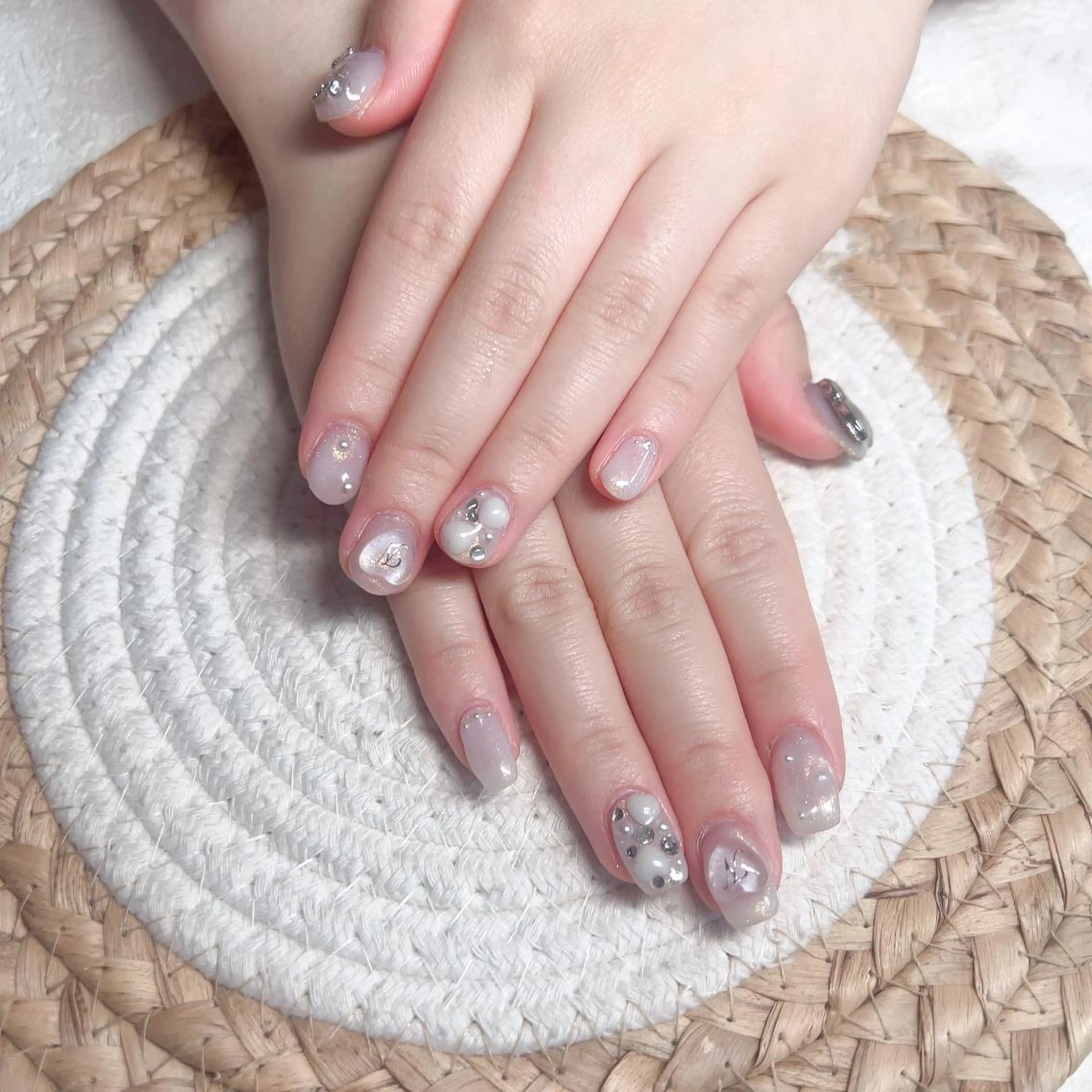 ネイル M🌷nail 長さだし専門店のネイルデザイン