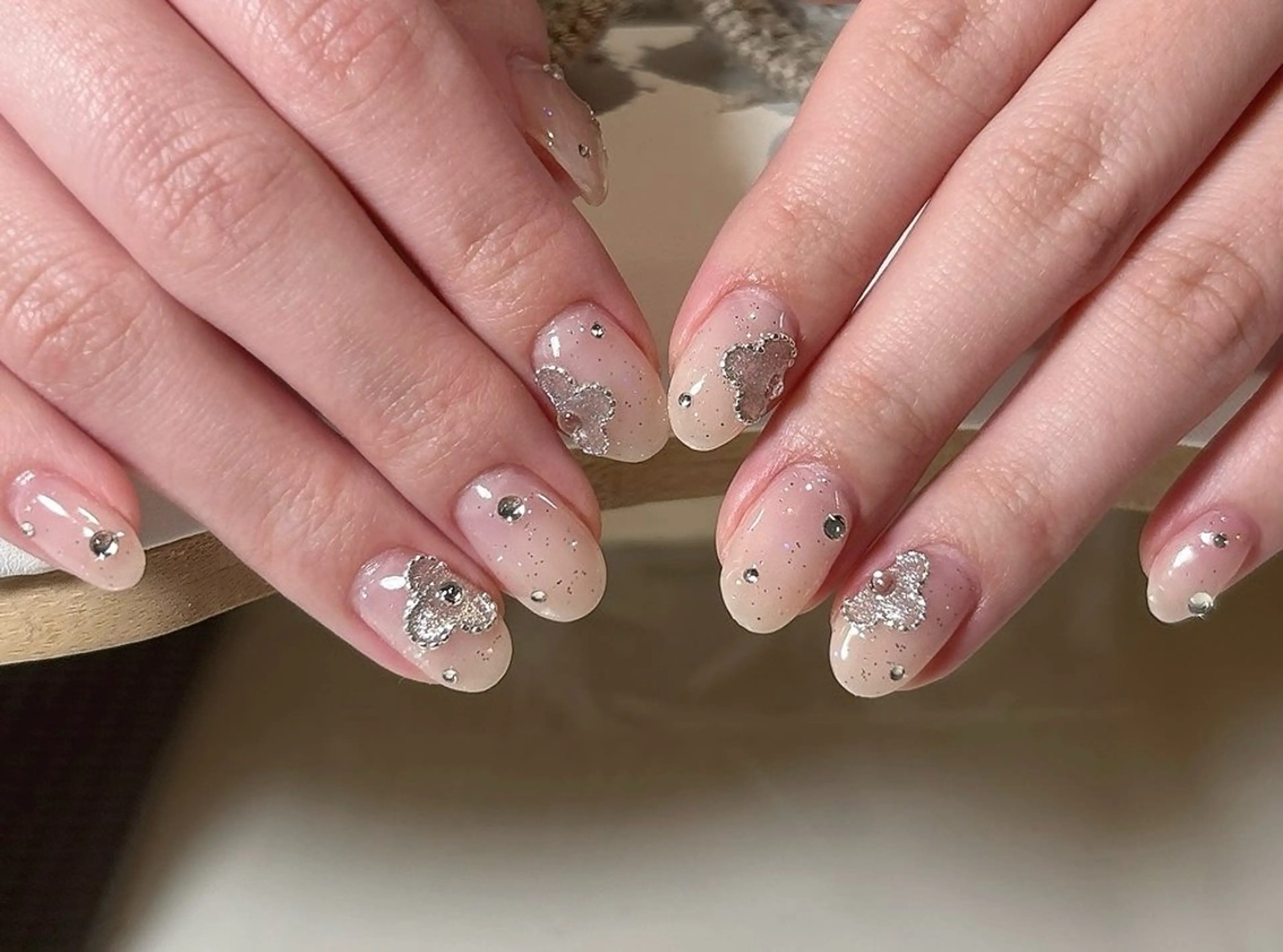 ネイル 持ち込み milimili アンナのネイルデザイン