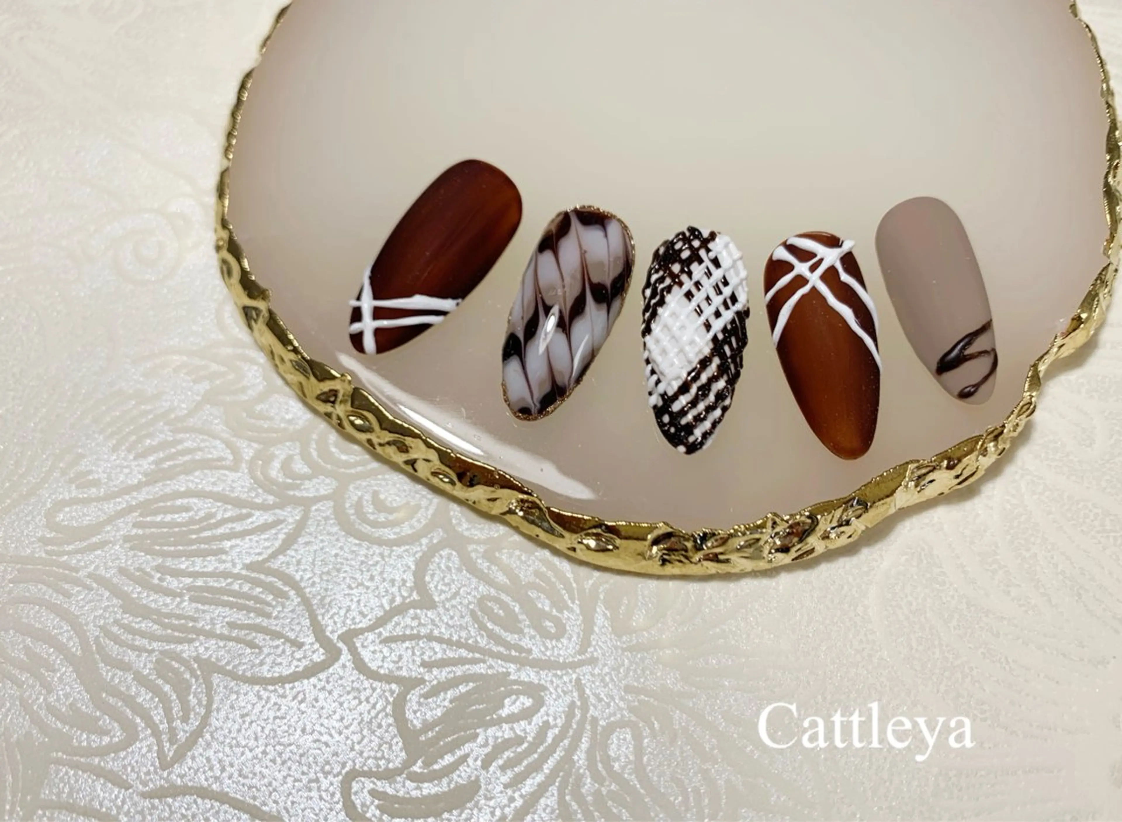 ネイル バレンタイン Cattleya カトレアのネイルデザイン