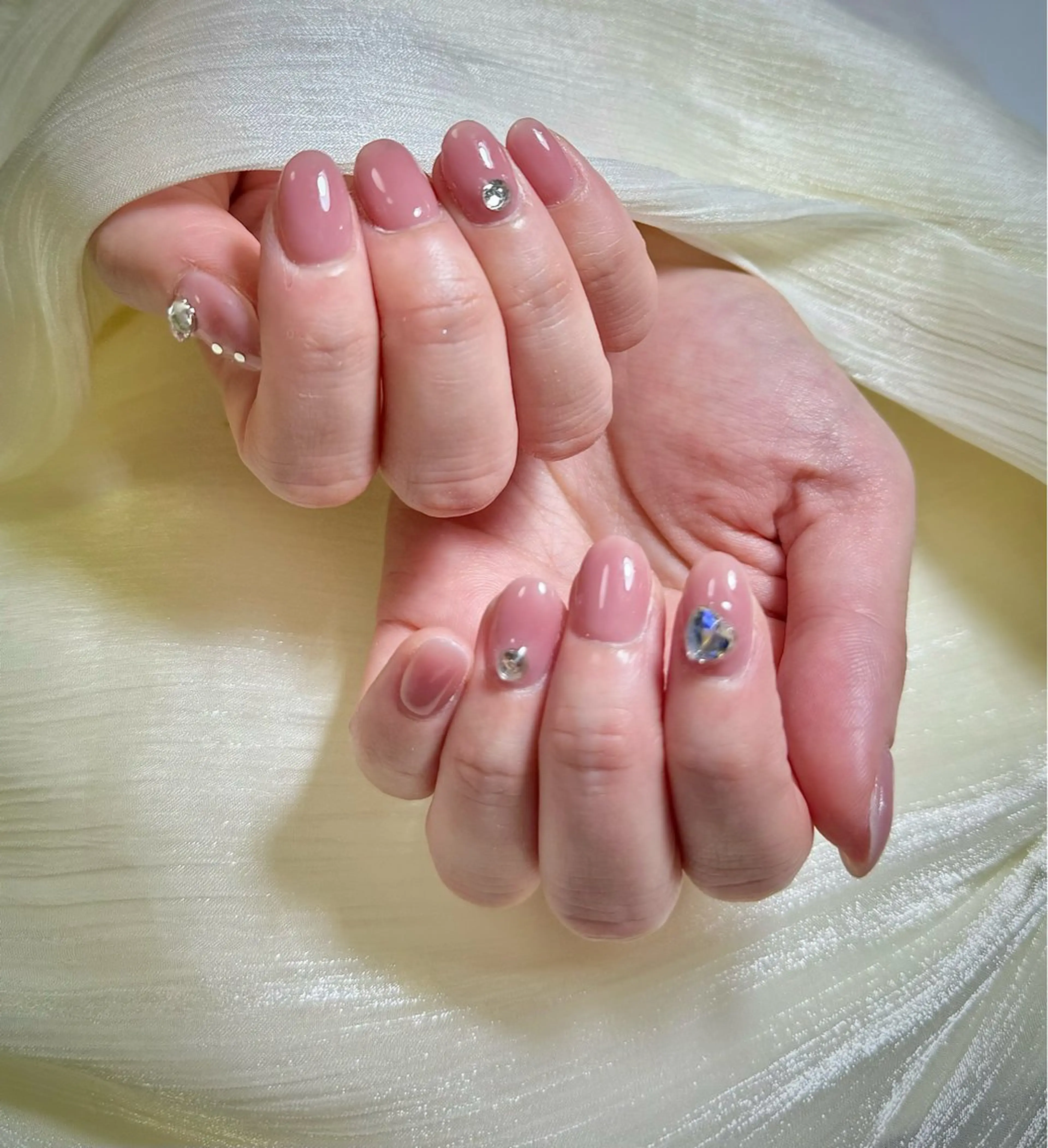 ネイル ハンドネイル 🎀 NaNa_nailのネイルデザイン