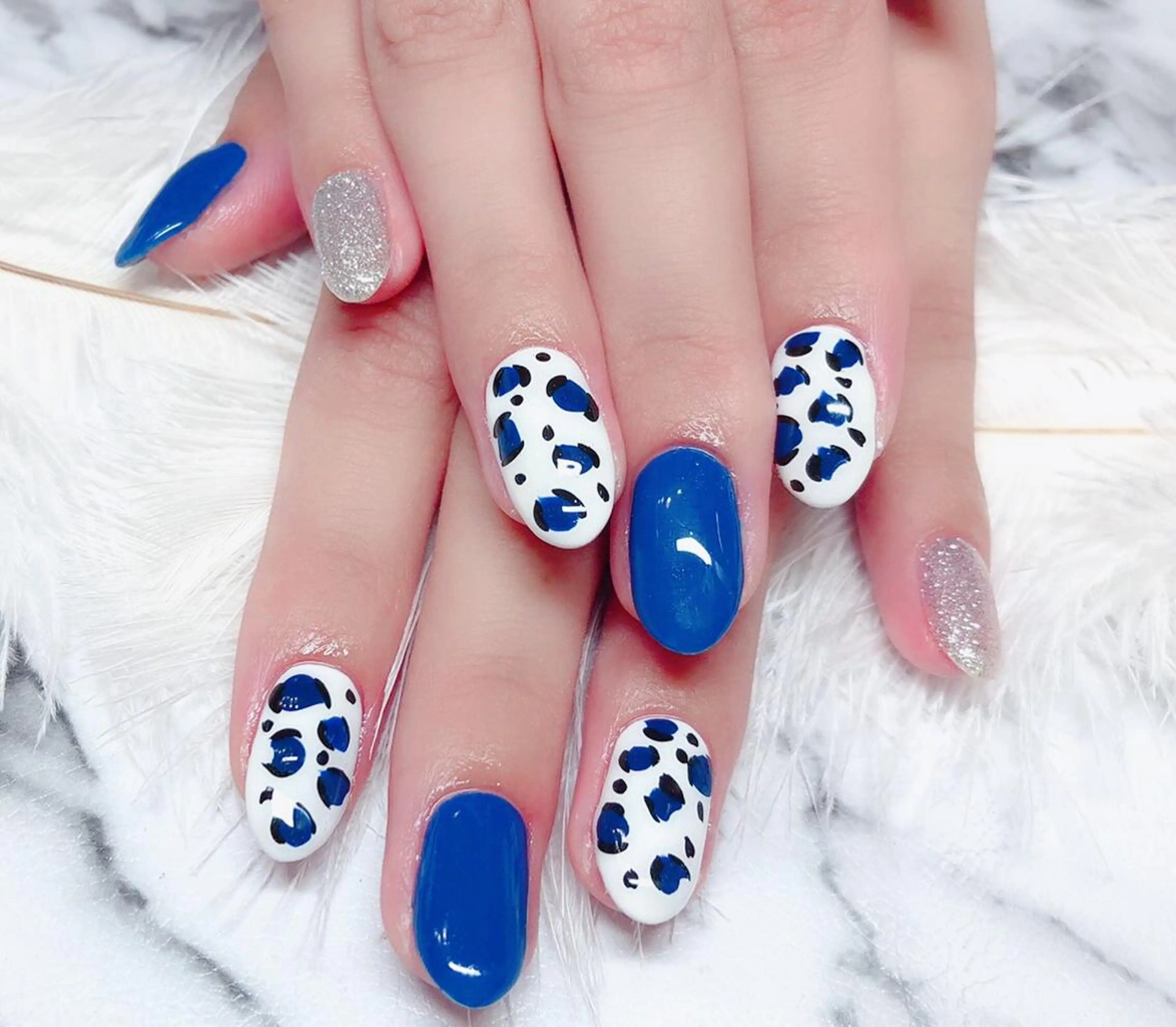 ネイル ハンドネイル マジック ミラーのネイルデザイン