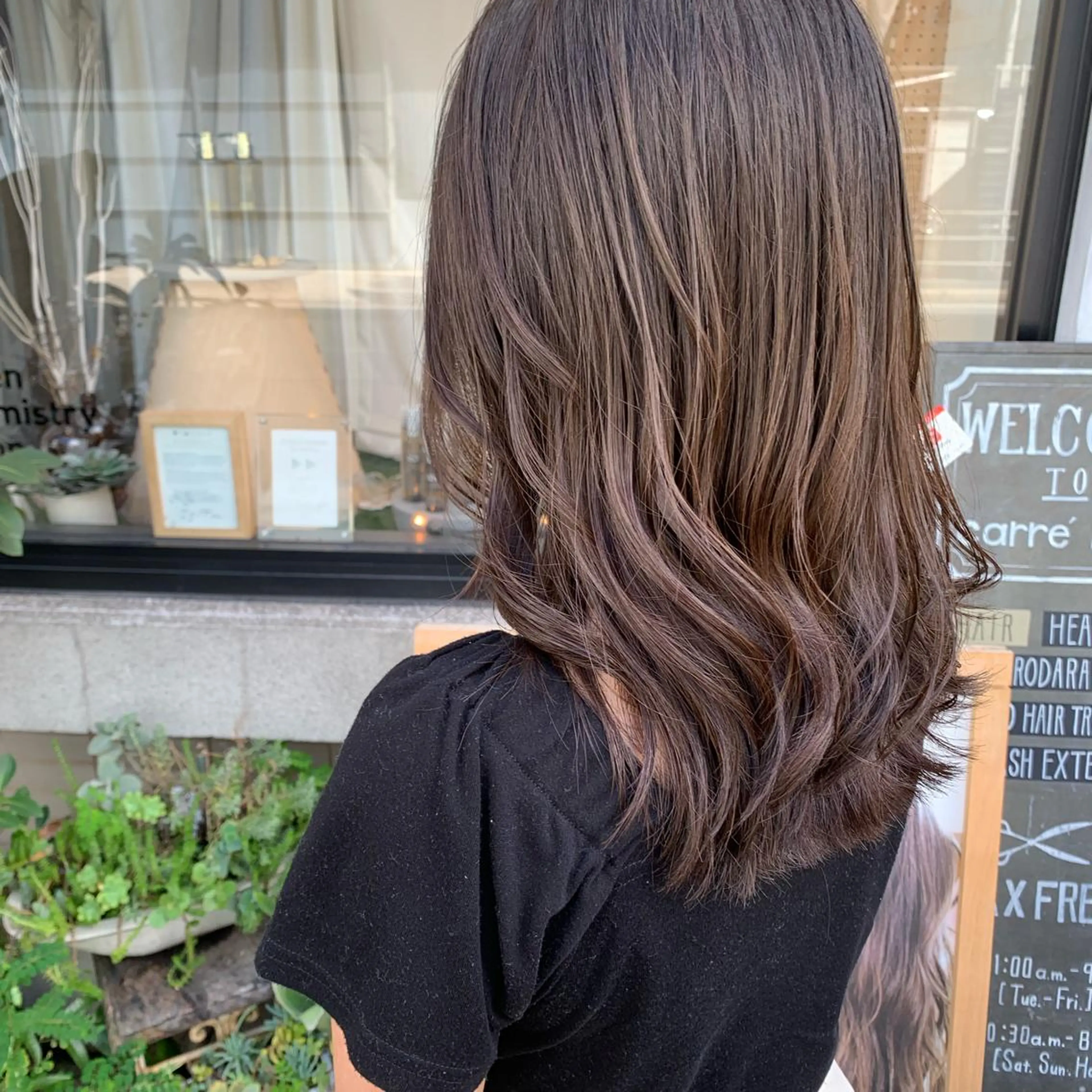 セミロング カット ヘアカラー トリートメント 艶髪color💎髪 質改善ストレート大吉のヘアスタイル