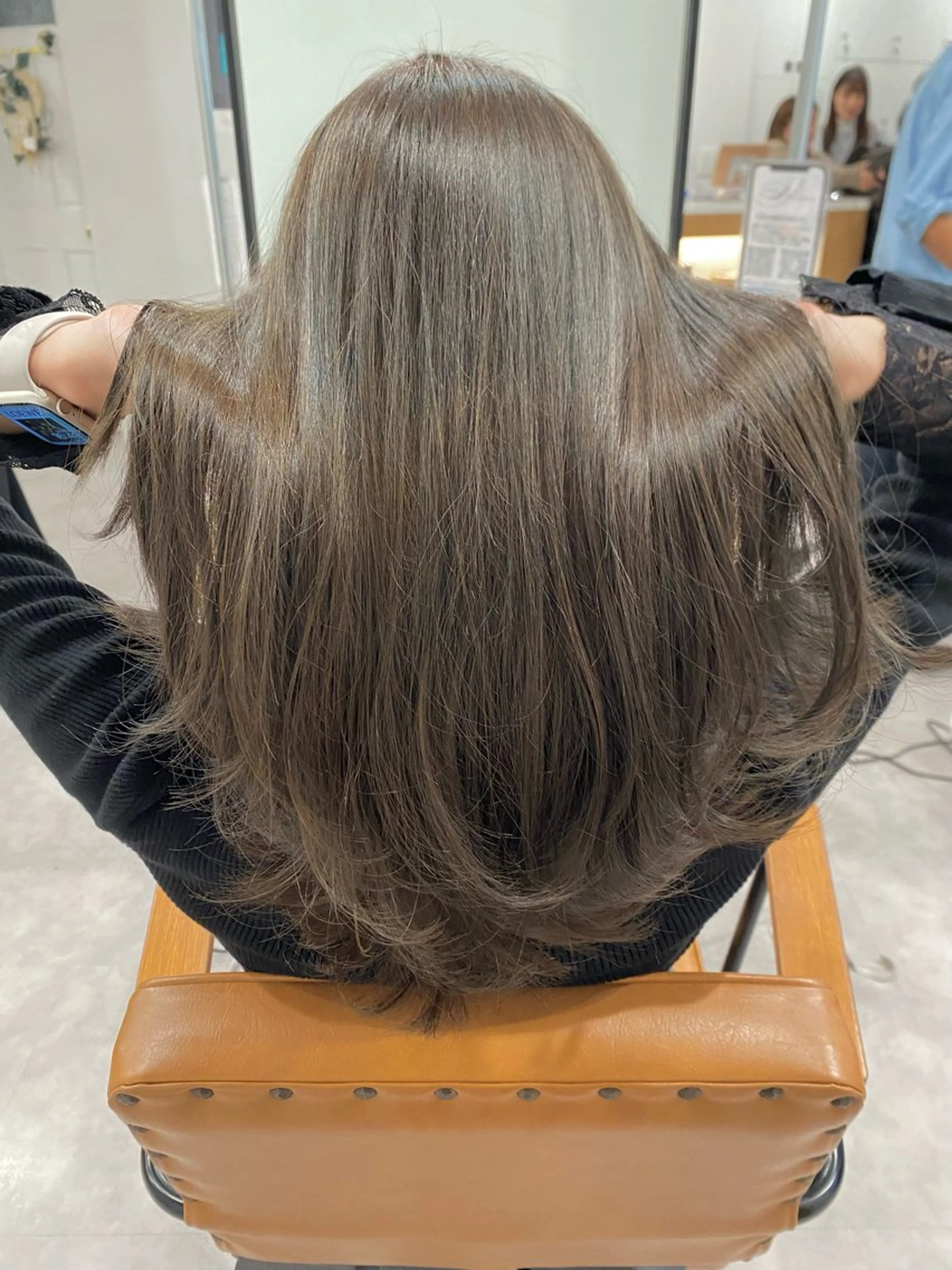 【💕1番人気☝🏻💕】カット+ナシードカラー+コアミートリートメントの写真