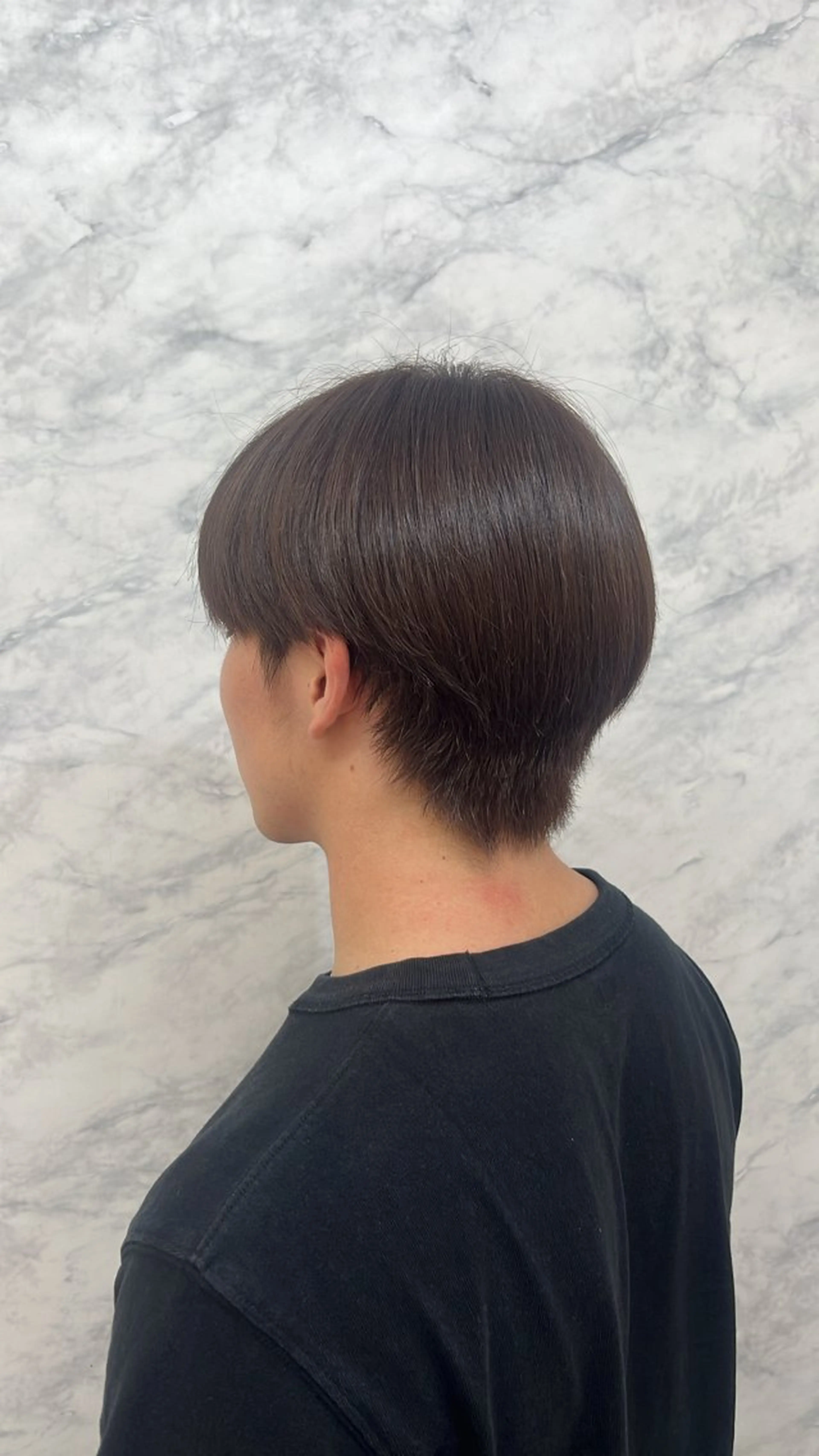 カラー メンズ ブラウンカラー マロンブラウン 松尾 姫依のヘアスタイル