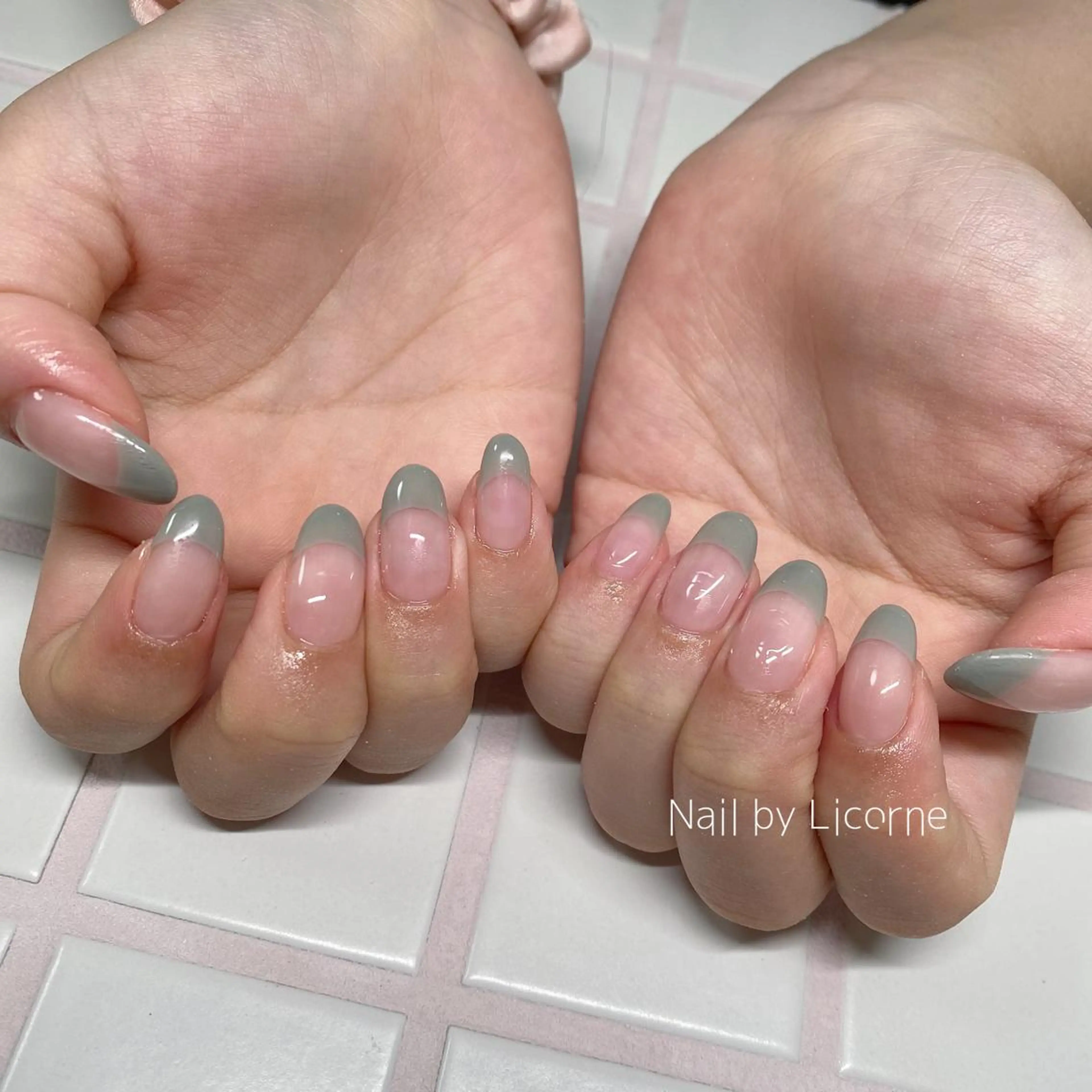 ネイル アートネイル オーロラネイル フレンチネイル 氷ネイル・うるうるネイル マグネットネイル ハンドネイル Nail by Licorneのネイルデザイン