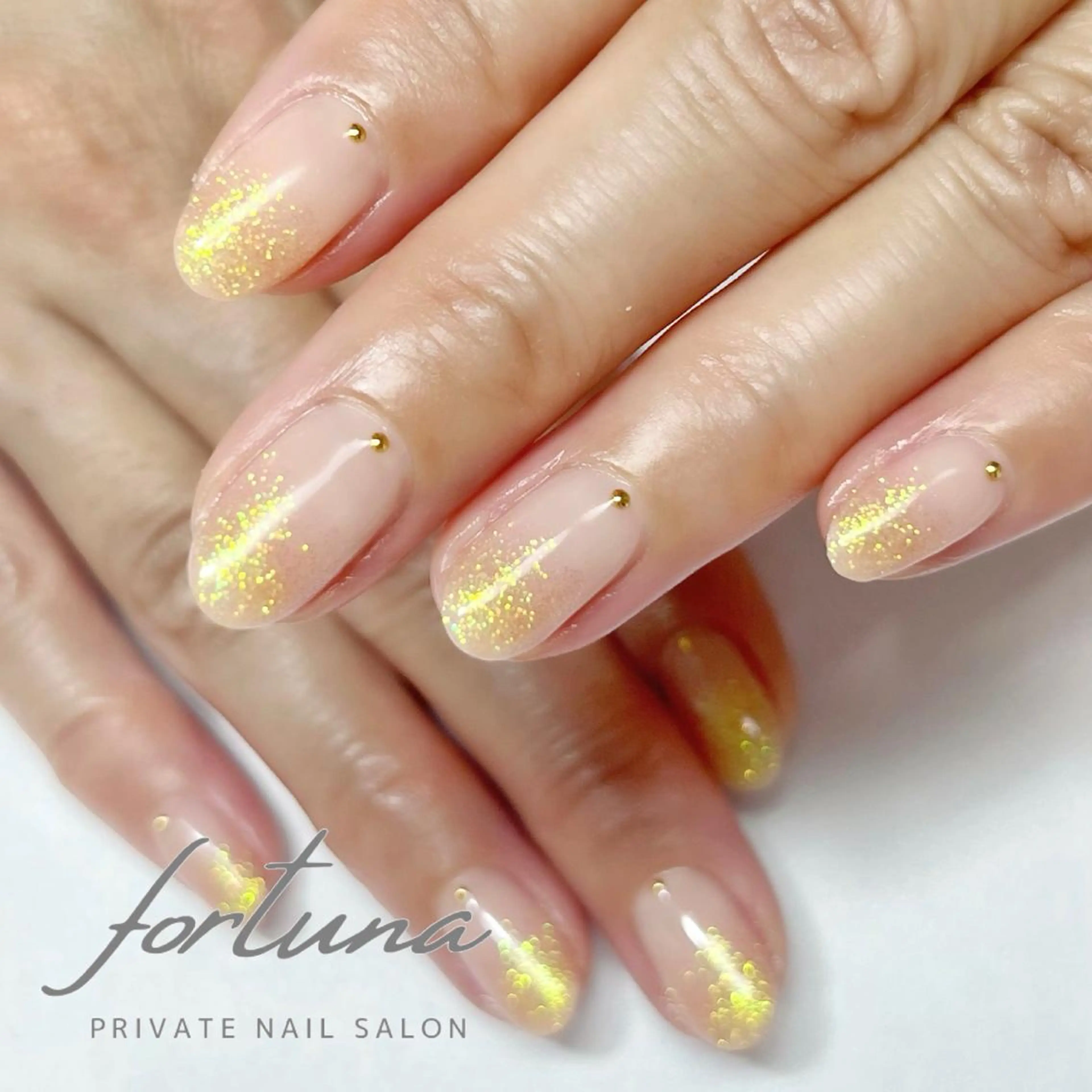 ネイル グラデーション ラメ(グリッター) ラメグラデーション ハンドネイル fortuna 武藤裕美のネイルデザイン