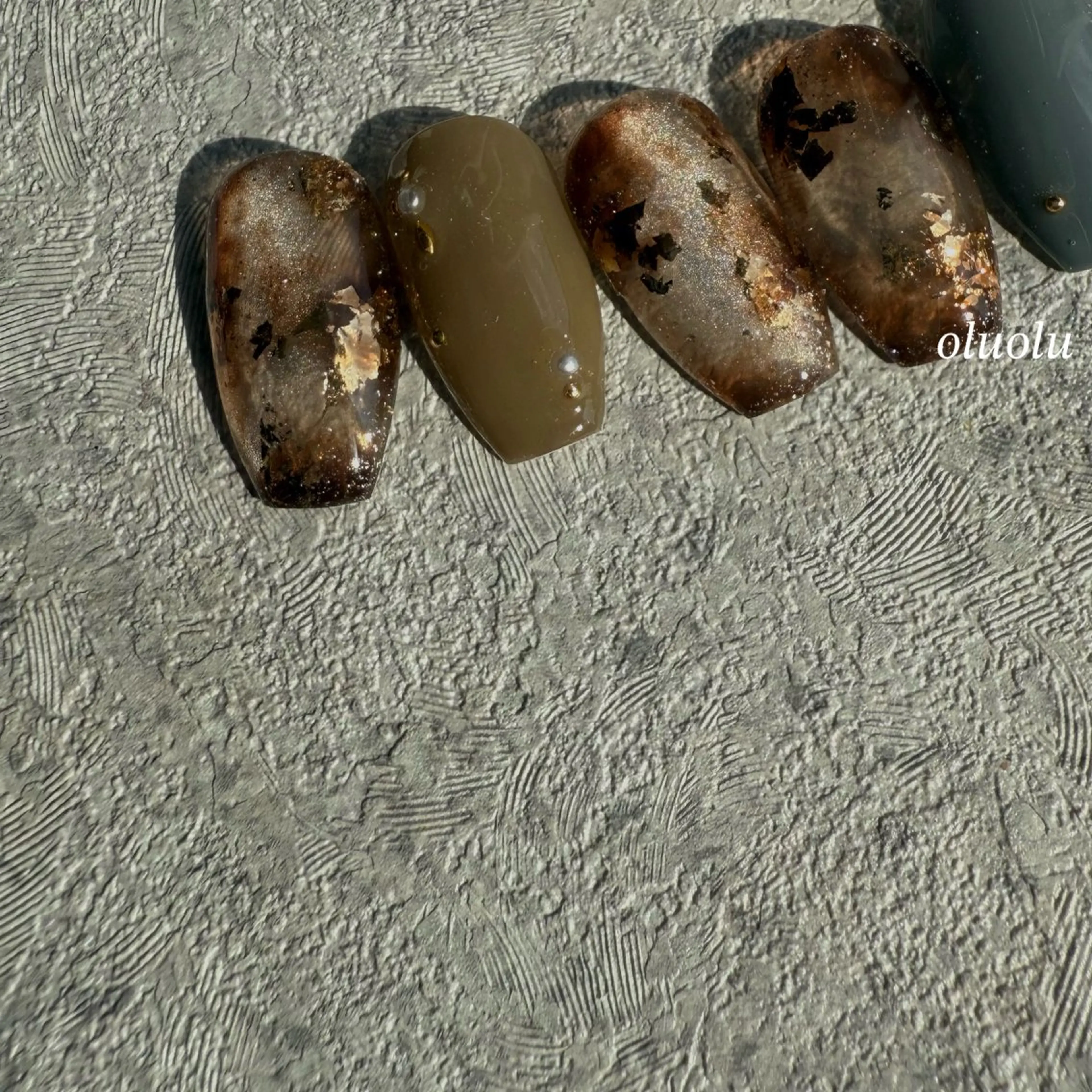 ネイル アートネイル べっ甲ネイル フットネイル マグネットネイル ニュアンスネイル ハンドネイル 大村 紬華のネイルデザイン