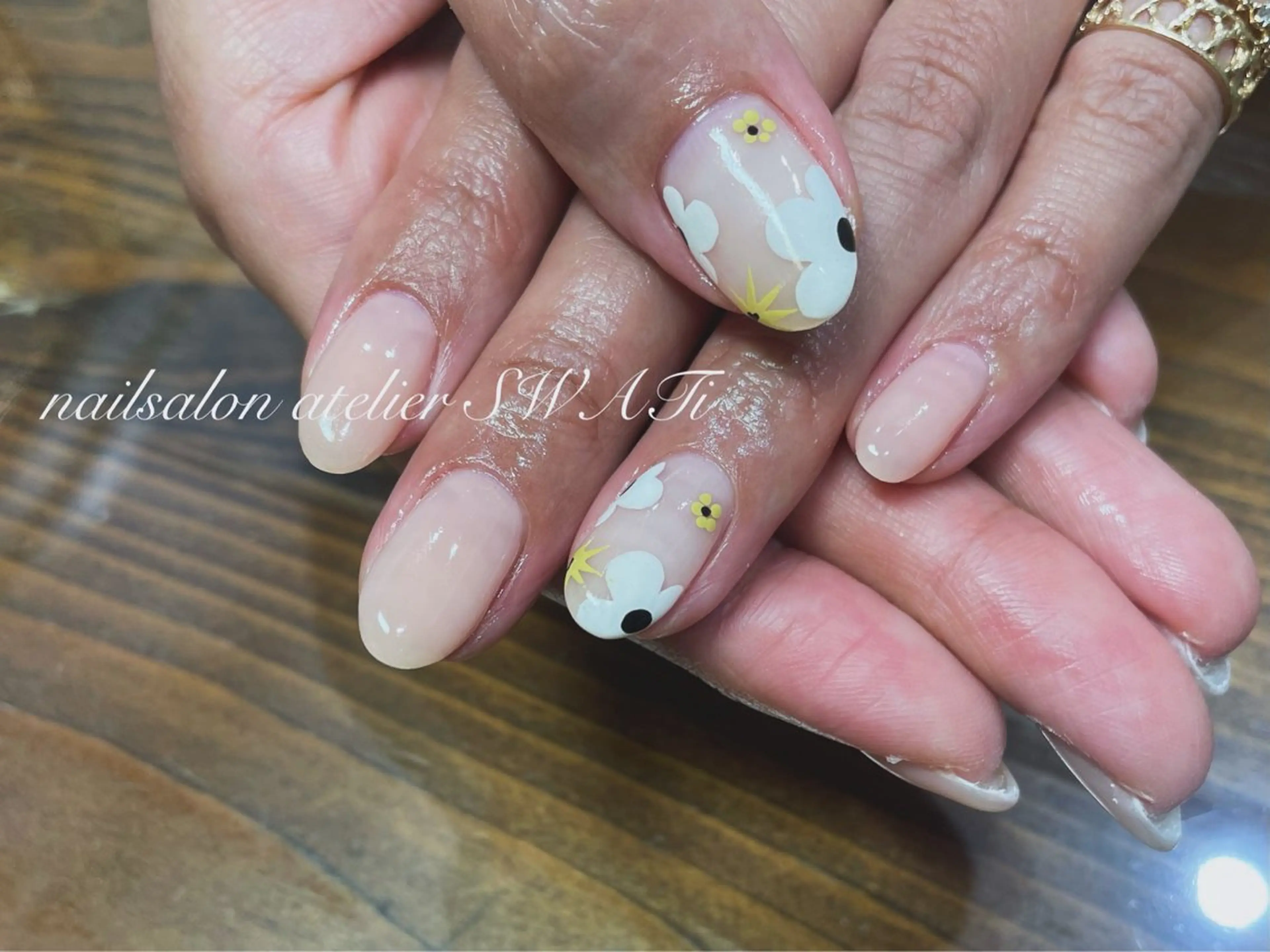 ネイル nailsalon SWATiのネイルデザイン
