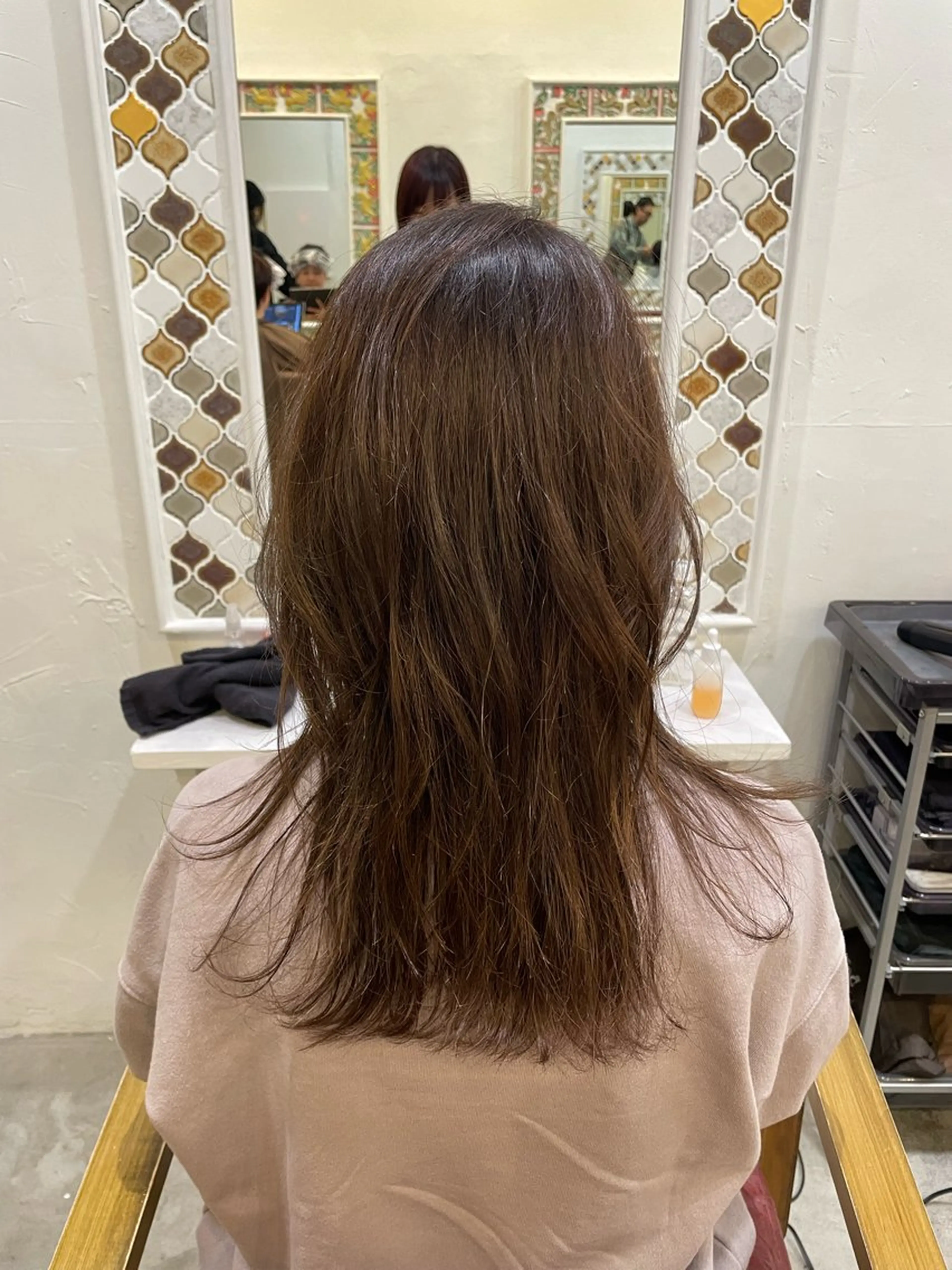 ロング アッシュ ロング ヘアカラー 丹 優菜のヘアスタイル