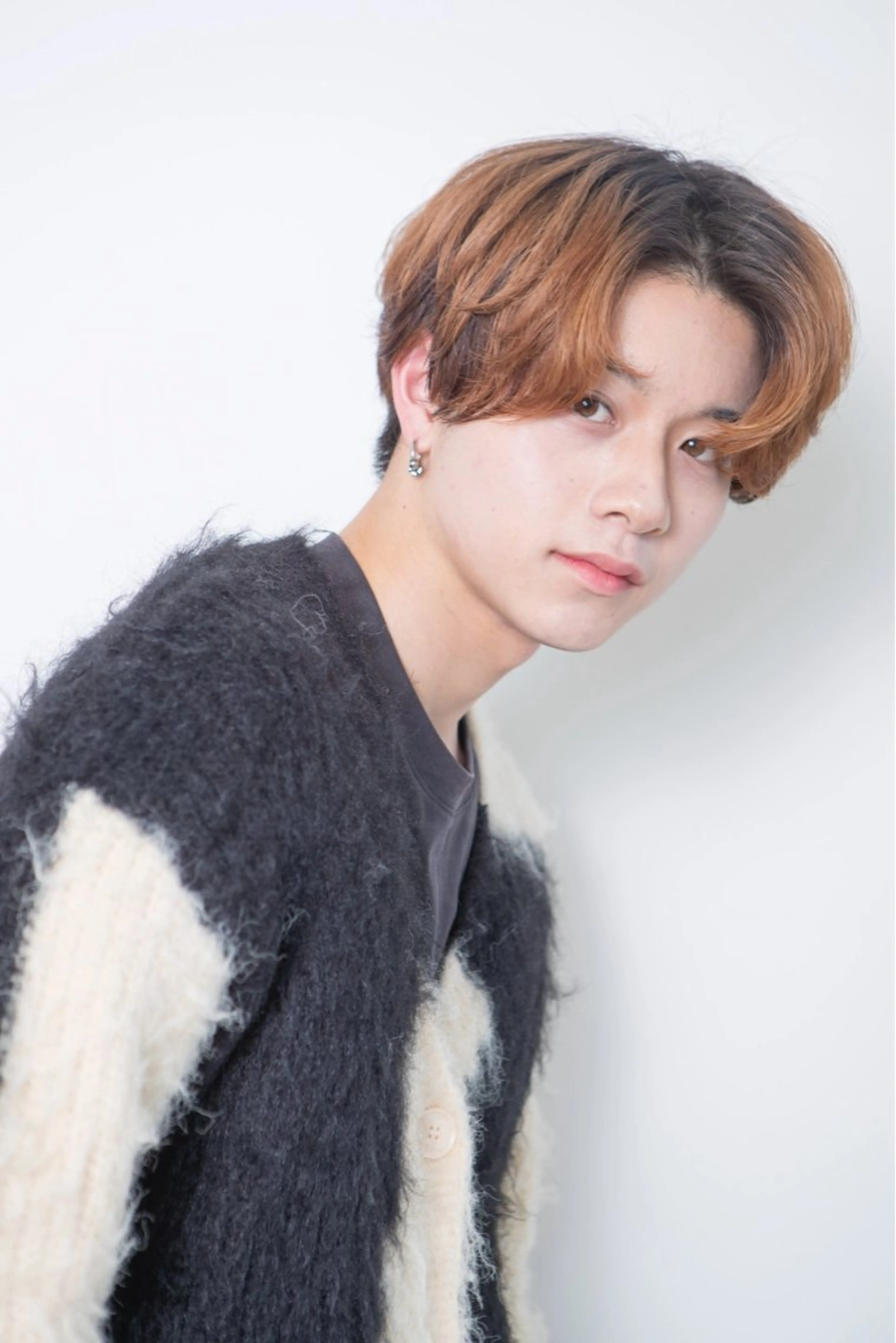 骨格矯正メンズカット🥀#メンズ#メンズカット#似合わせカット#韓国#ウルフカット#センターパート#マッシュ#カルマヘアの写真