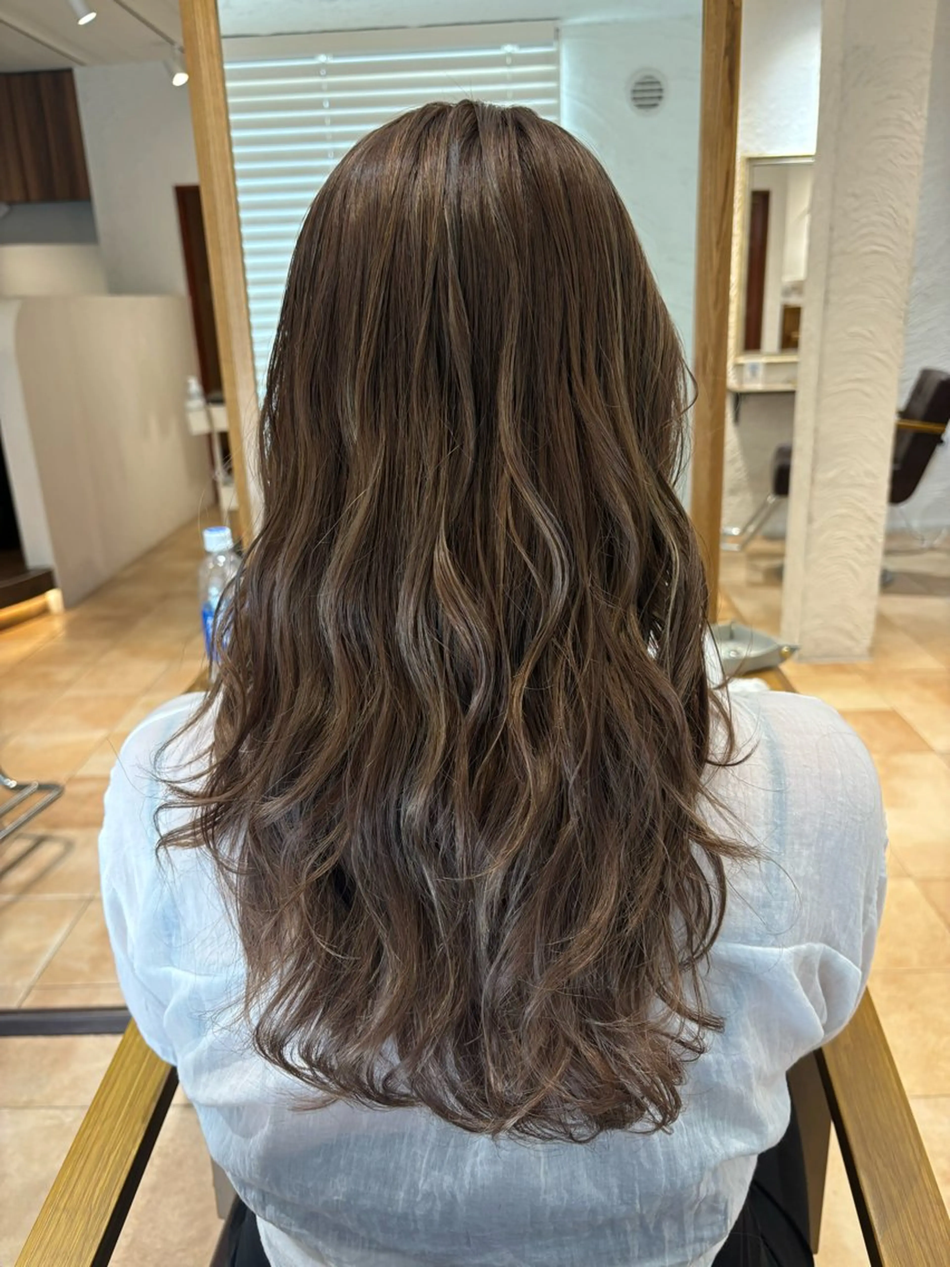 ロング カラー グレージュ ハイライトカラー ハイライト ヘアカラー 🌈透明感カラー🌈 🌟吉田祐介🌟のヘアスタイル