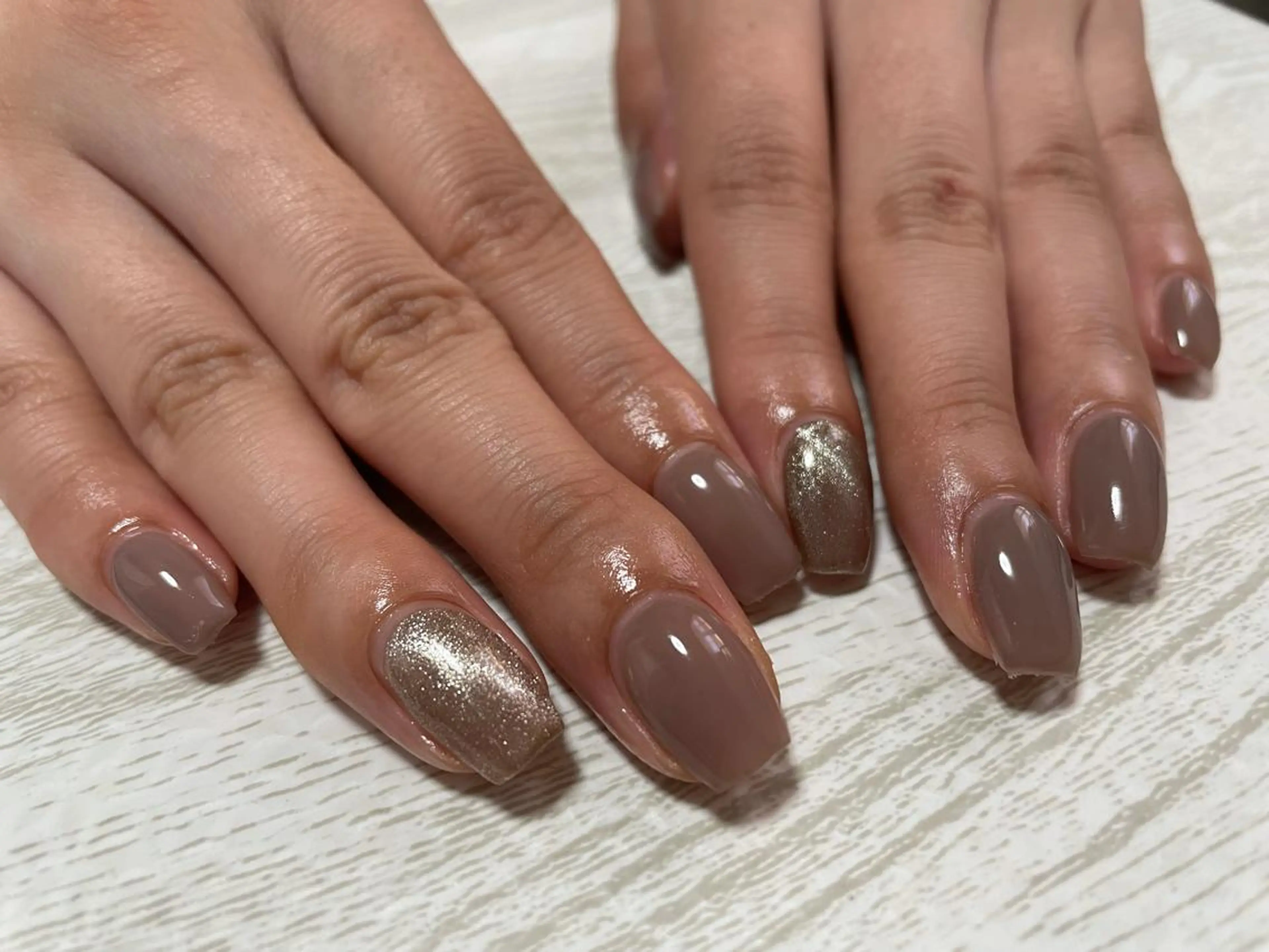 ネイル マグネットネイル シンプルネイル スクエアネイル ハンドネイル Ulu  Nail 🌱MOMOKAのネイルデザイン